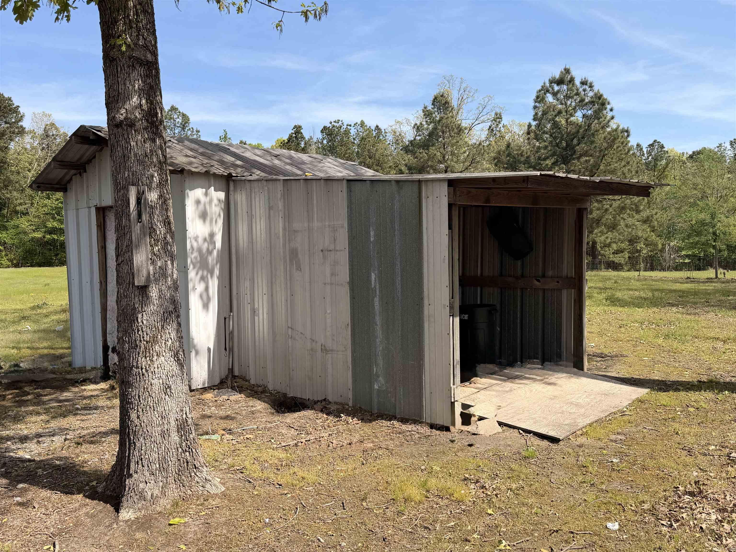450 Pinewood Road Property Photo 16