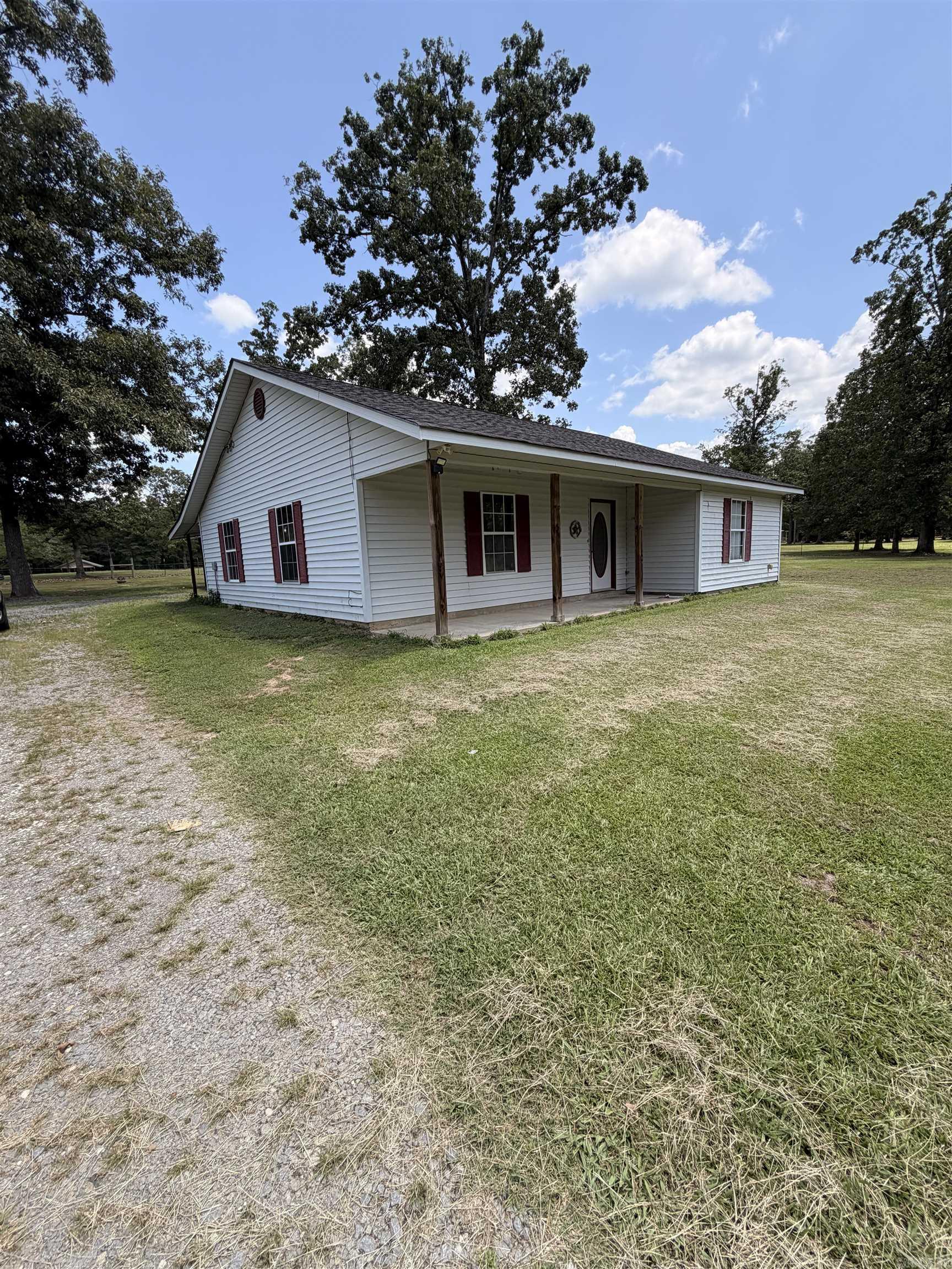 450 Pinewood Road Property Photo 18