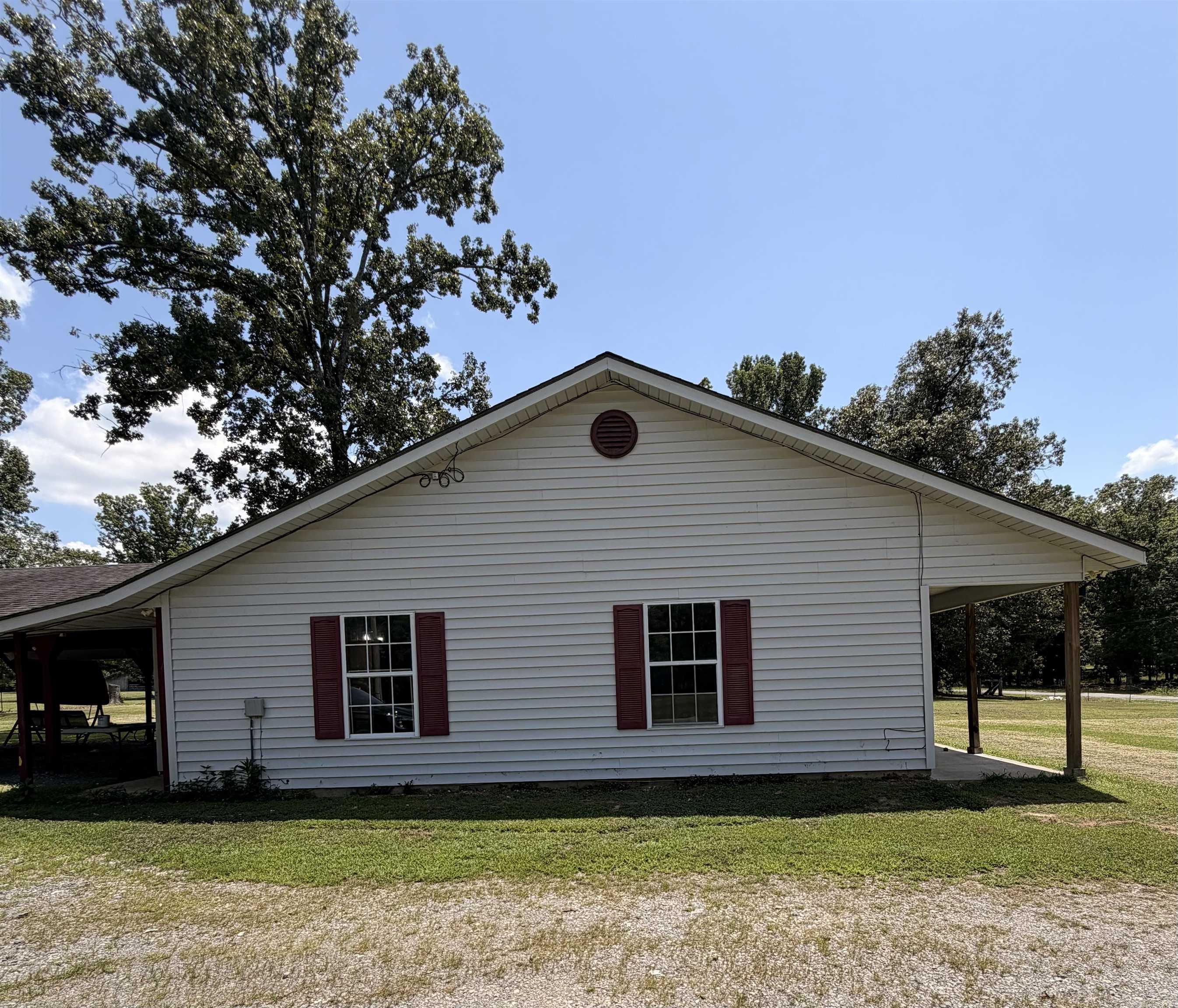 450 Pinewood Road Property Photo 19