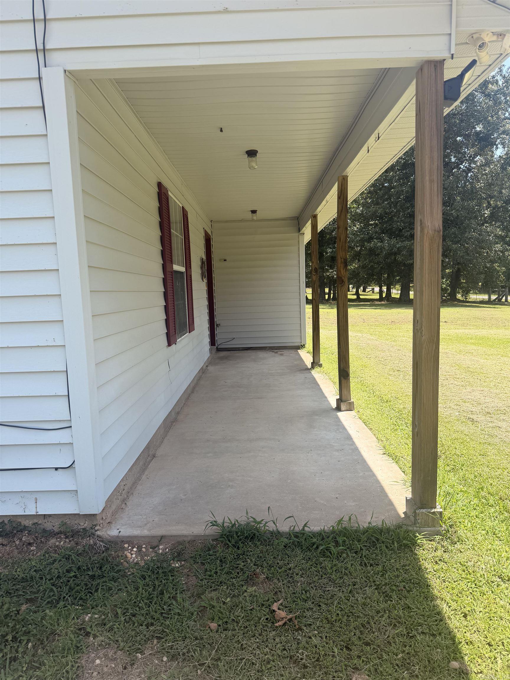 450 Pinewood Road Property Photo 20
