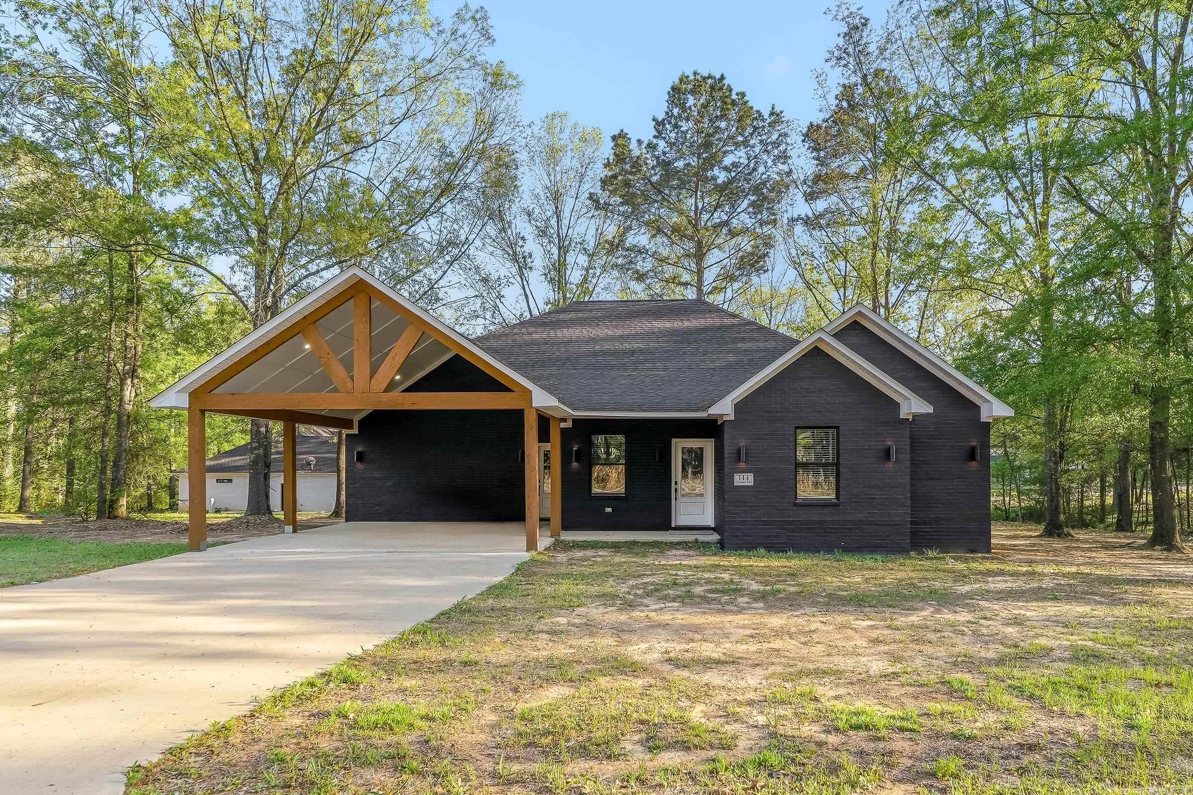 144 Leopard Drive Property Photo 1