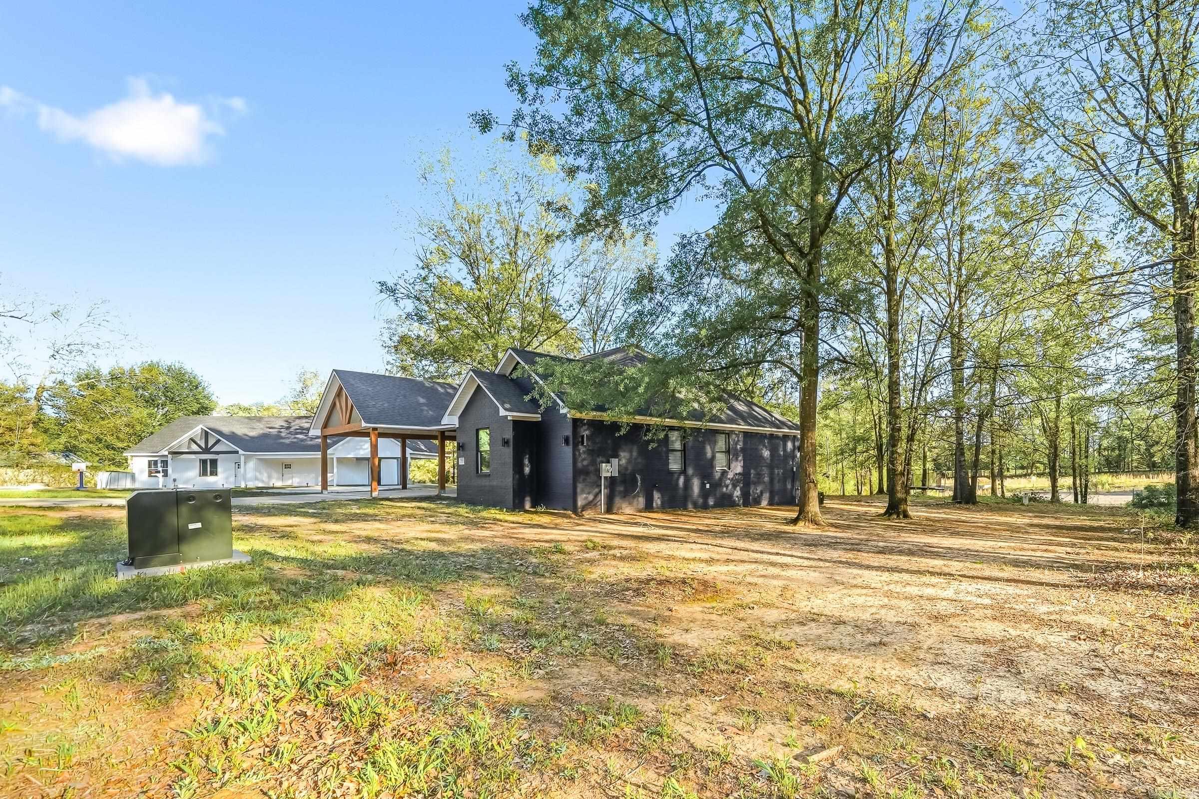 144 Leopard Drive Property Photo 29