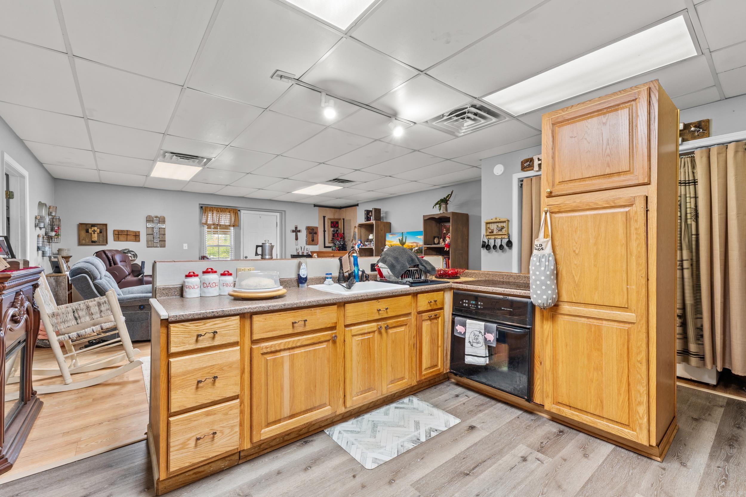 1526 Hwy 65 N Property Photo 6