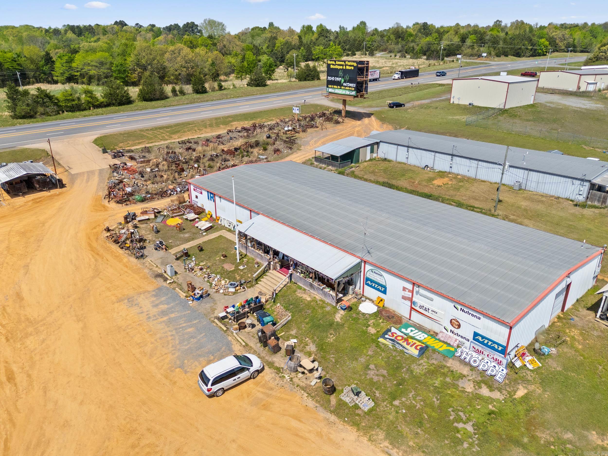 1524 Hwy 65 N Property Photo 6