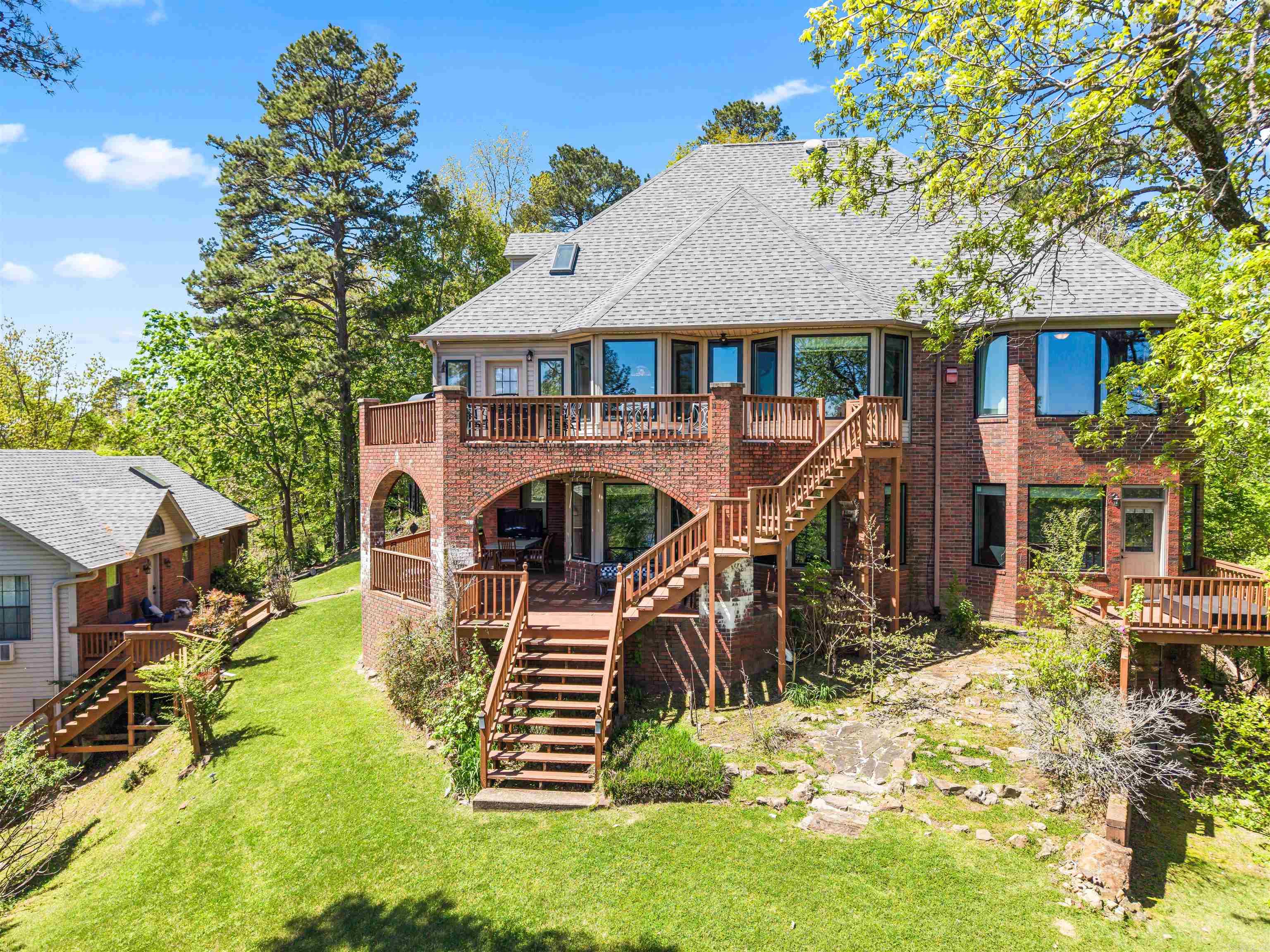 125 Catherine Crest Property Photo 36