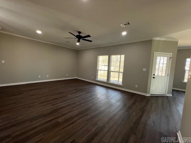 907 West Street Property Photo 4