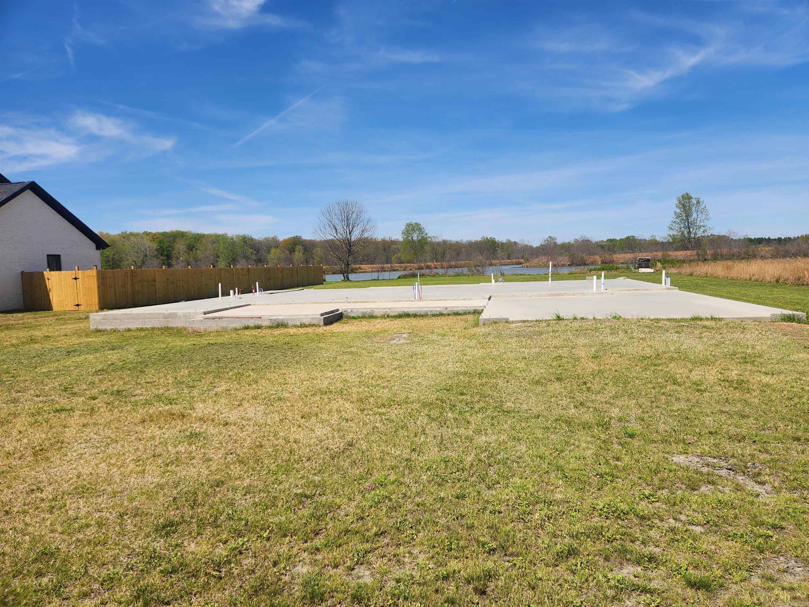 695 Mound View Drive Property Photo 3