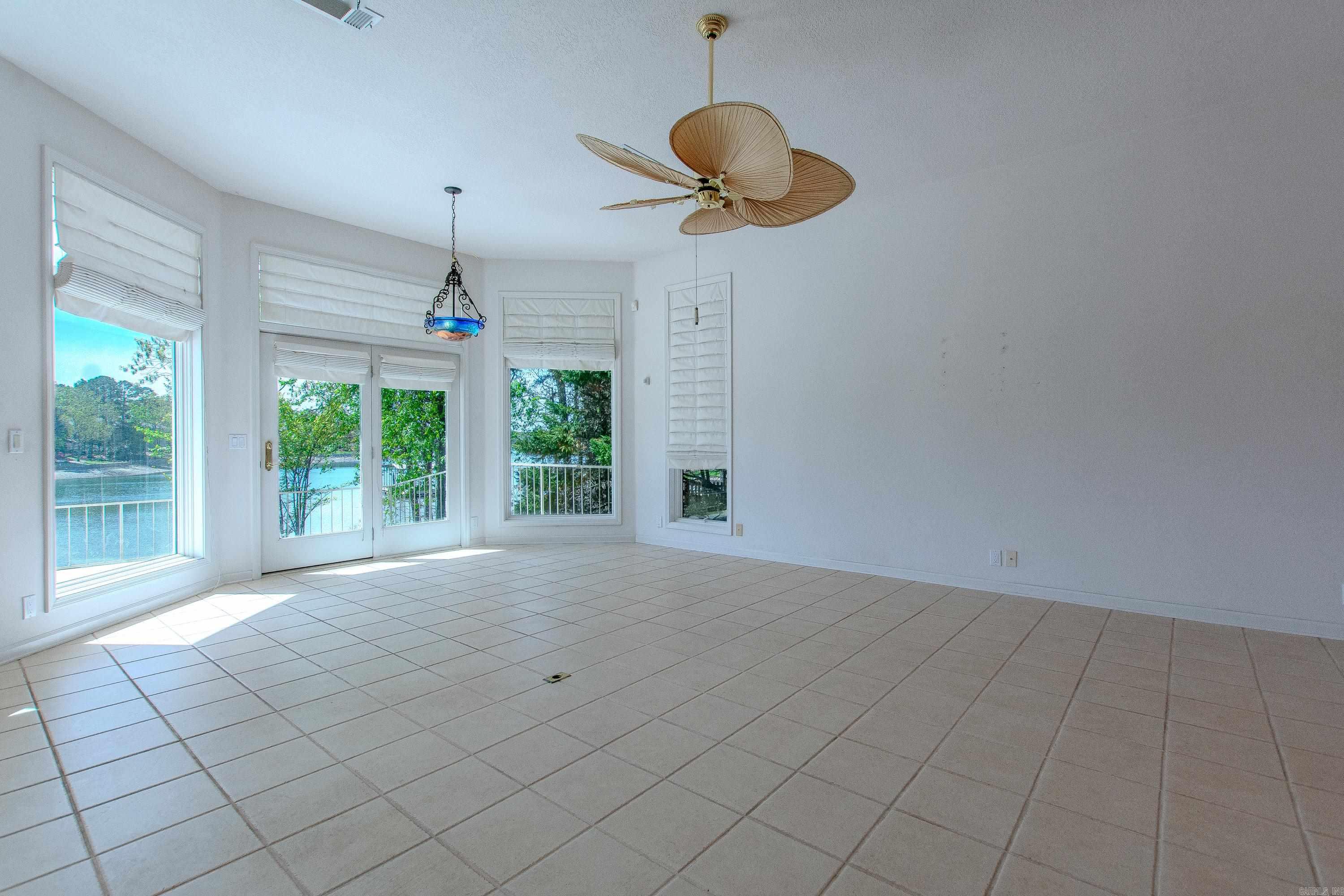 7 Sosegado Trace Property Photo 12