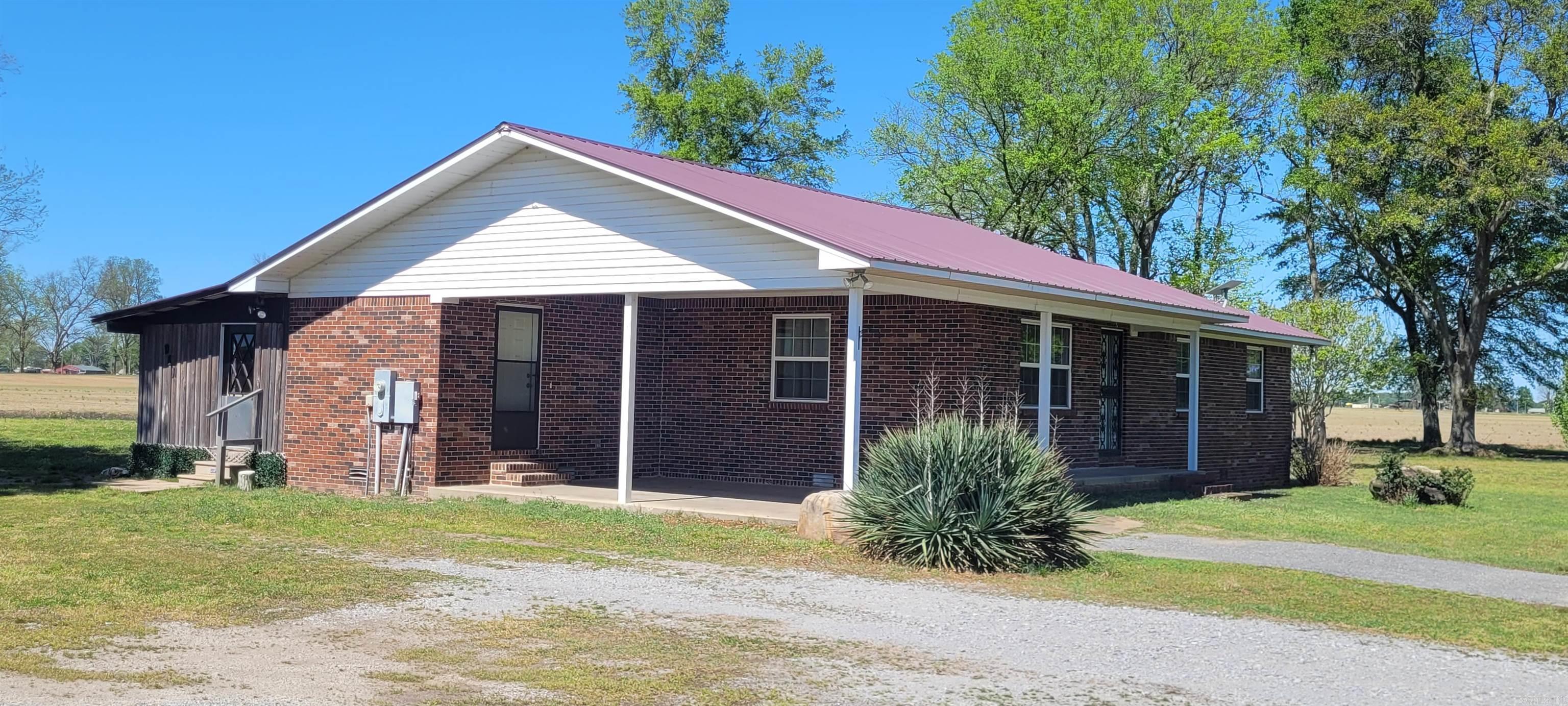 5299 Highway 33 Property Photo 3
