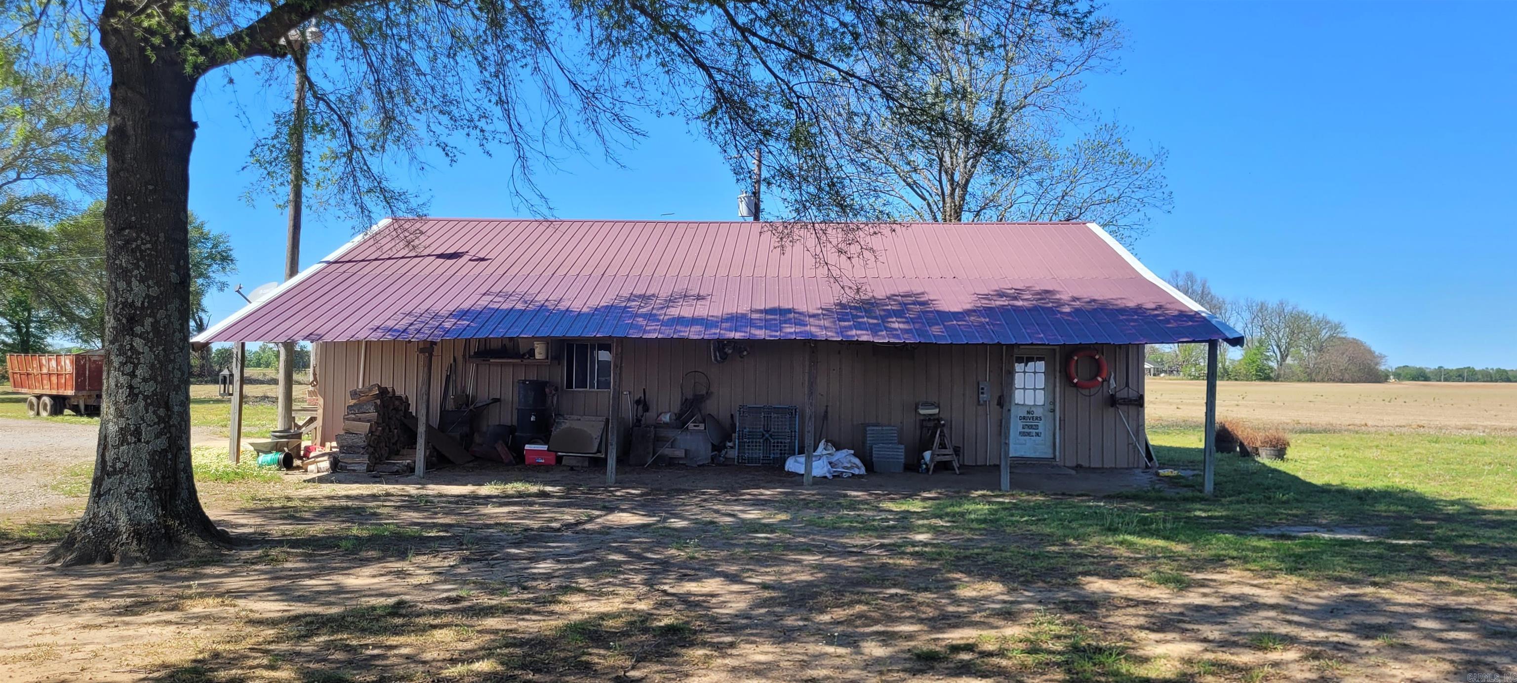 5299 Highway 33 Property Photo 10