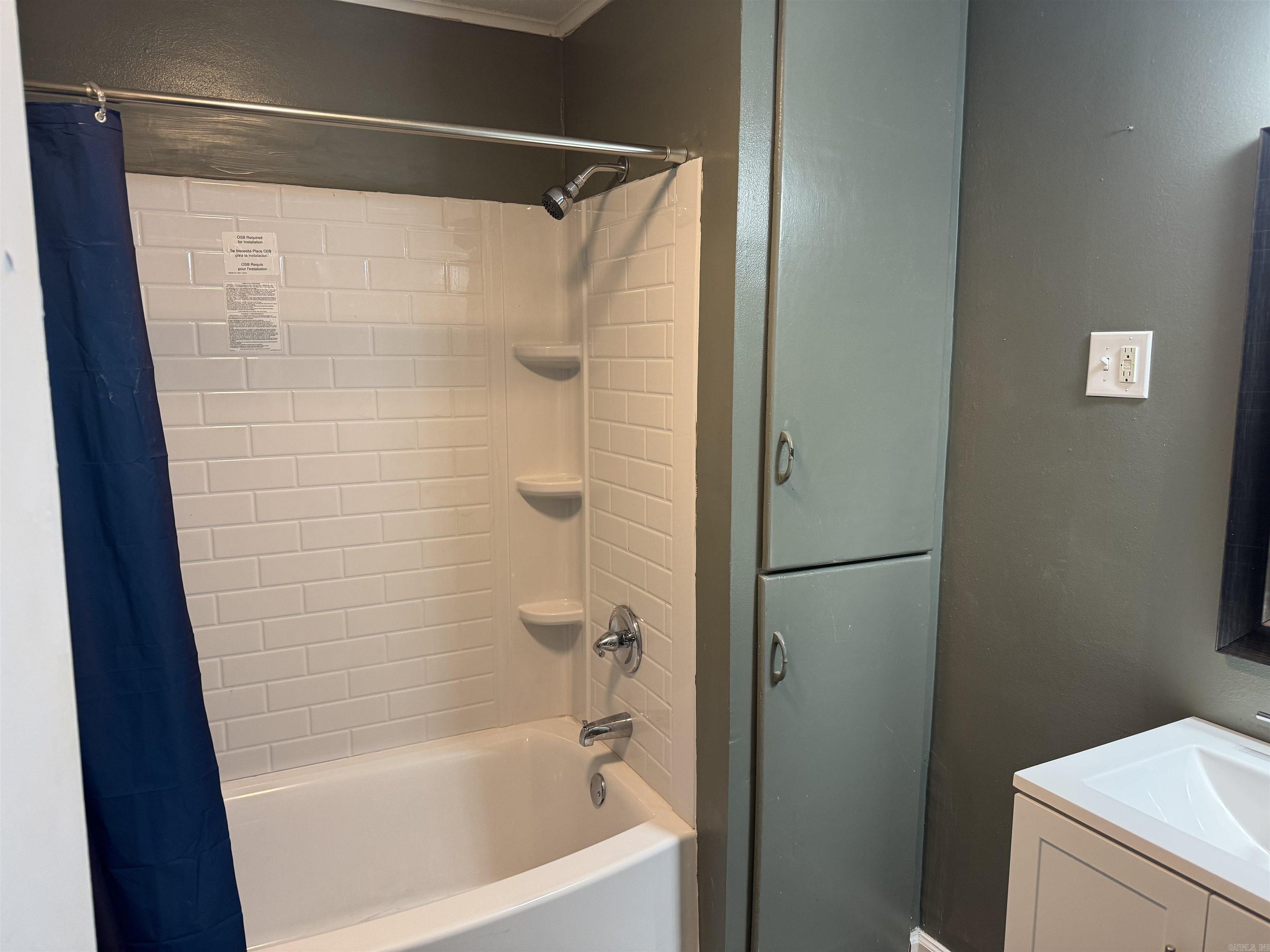 1105 Nancy St Property Photo 8