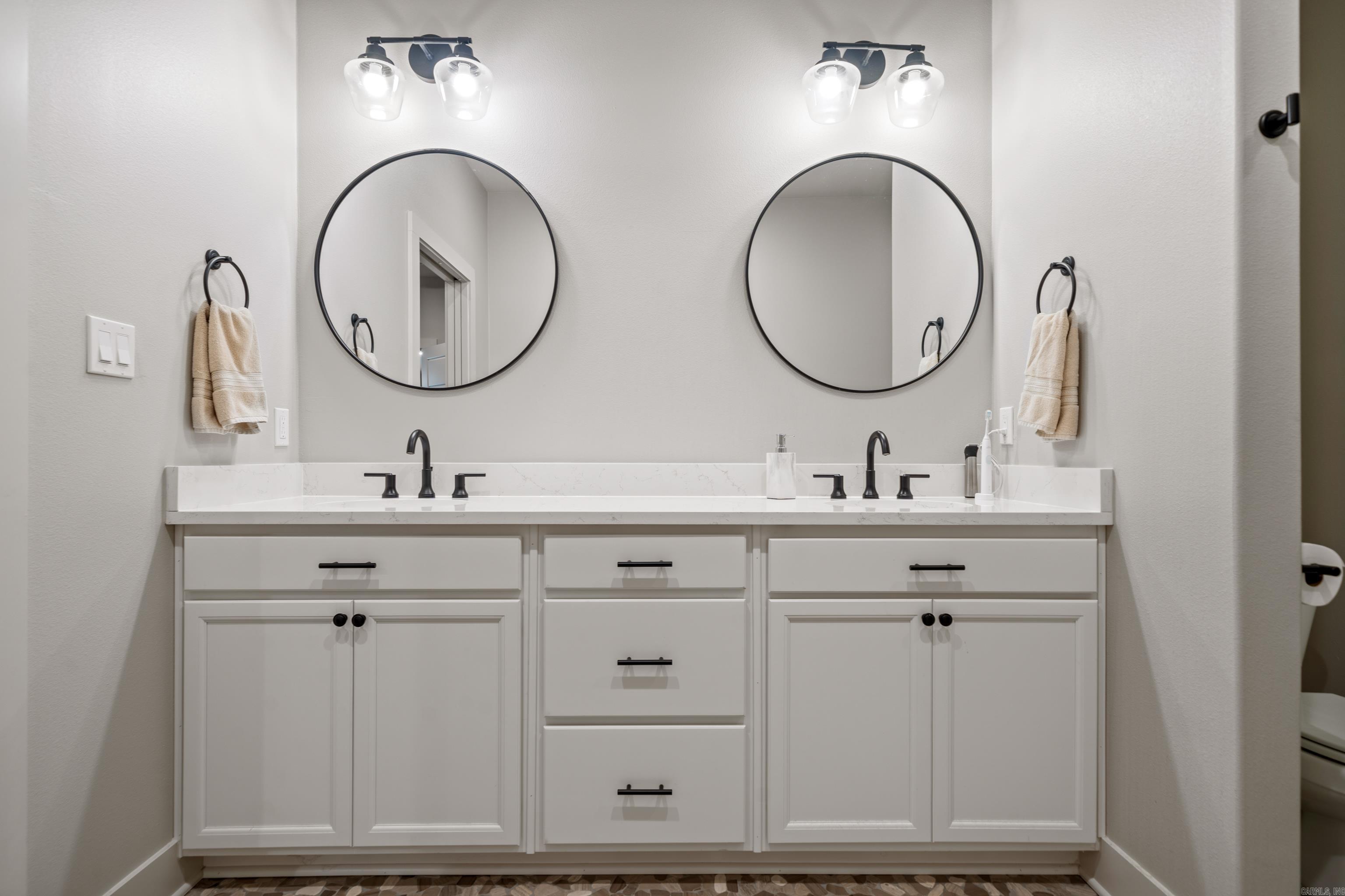 130 Clearwater Cove Property Photo 18