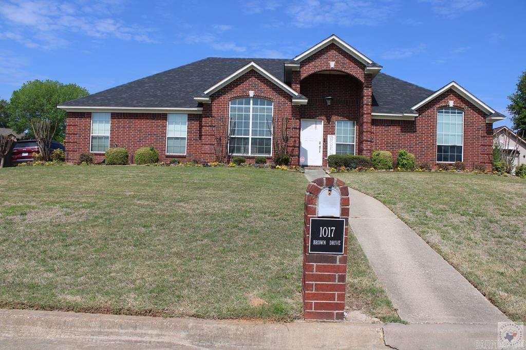 1017 Brown Dr. Property Photo 1
