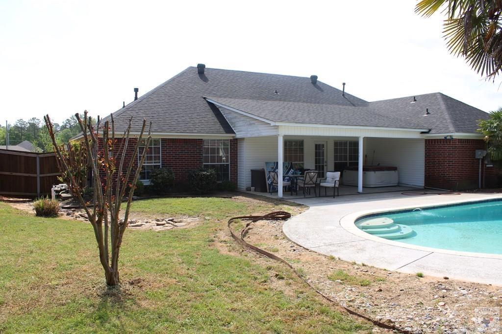 1017 Brown Dr. Property Photo 5