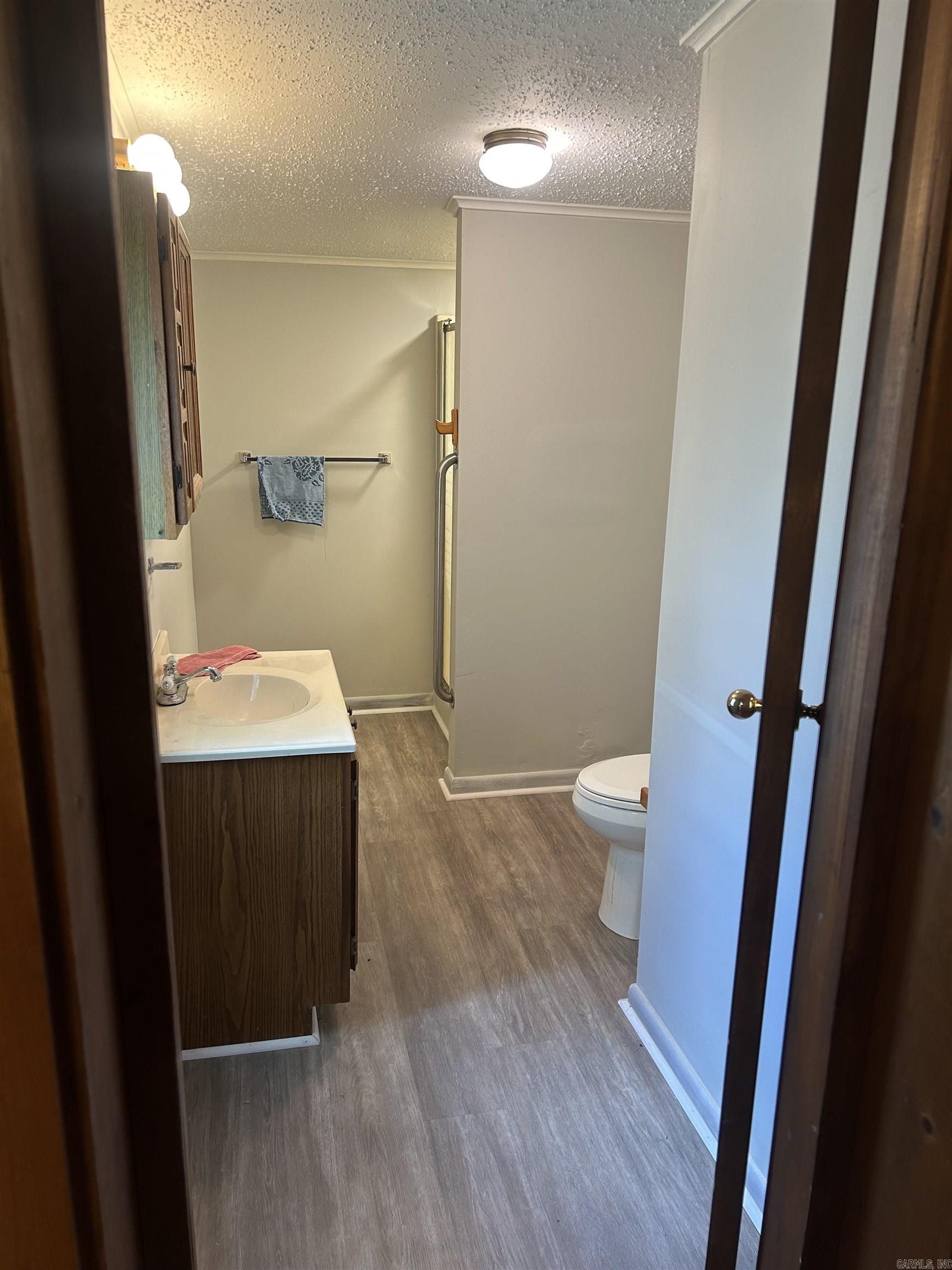 210 Broad St Property Photo 10