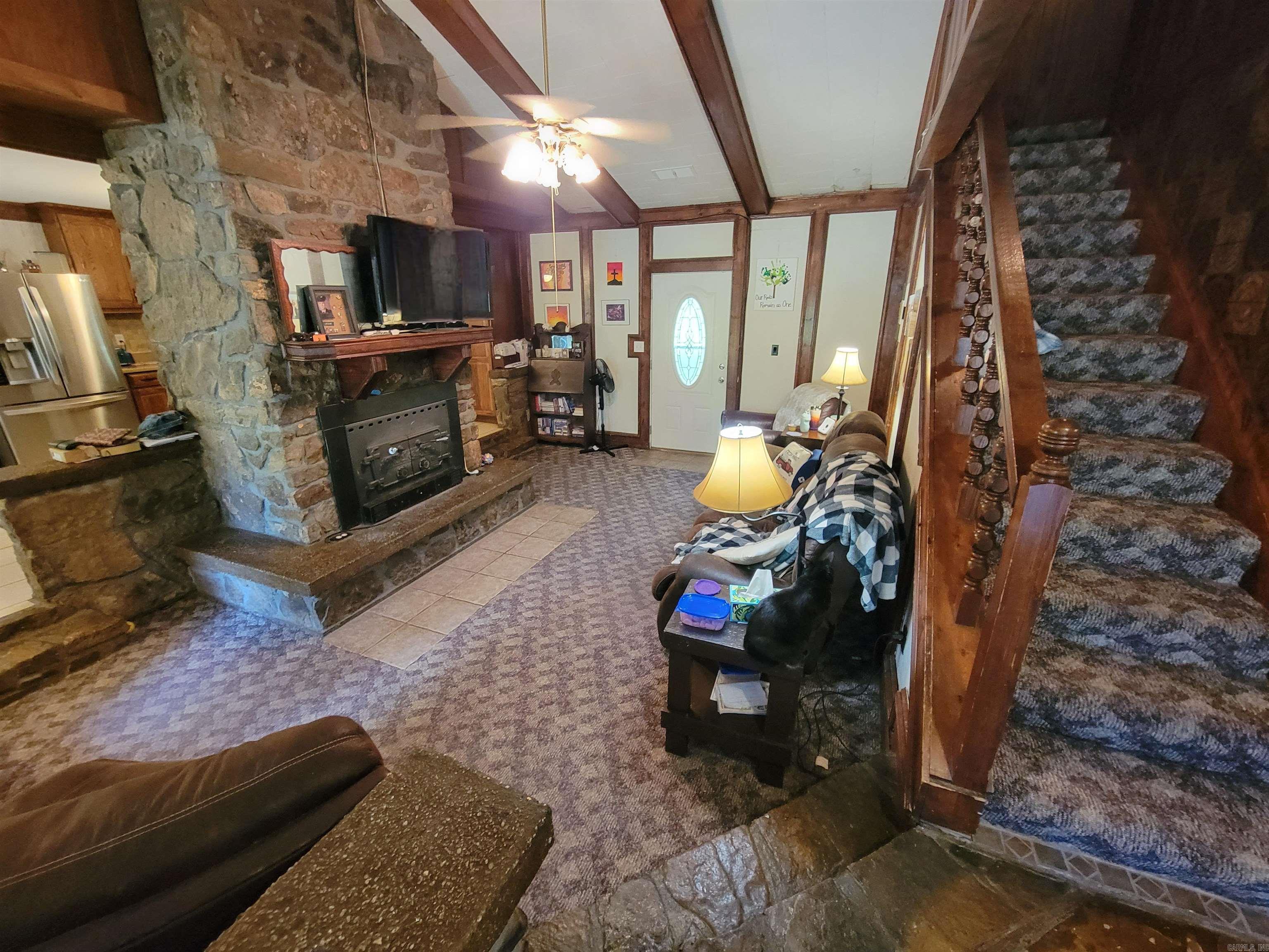 16 Western Hills Property Photo 3