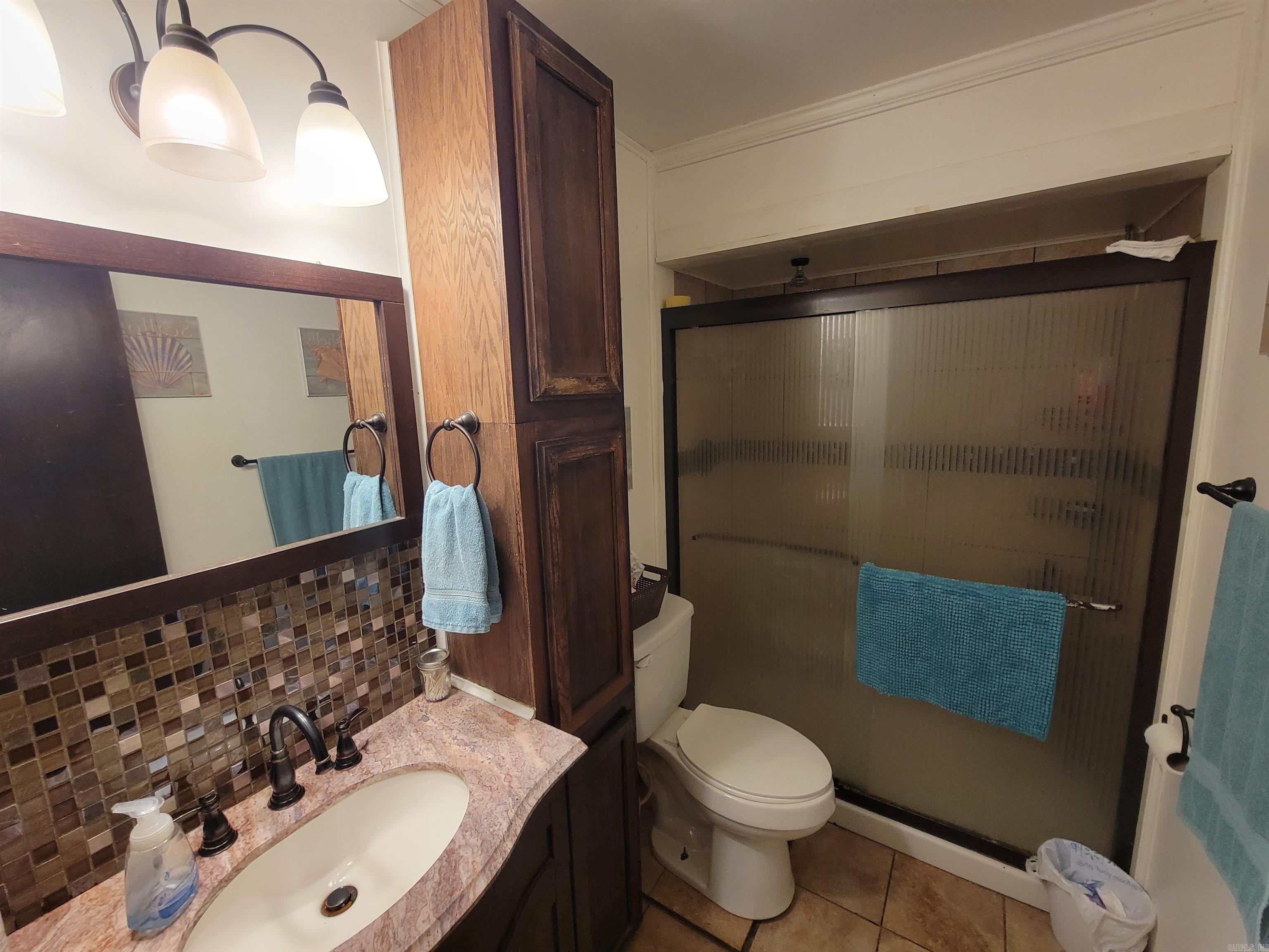 16 Western Hills Property Photo 18