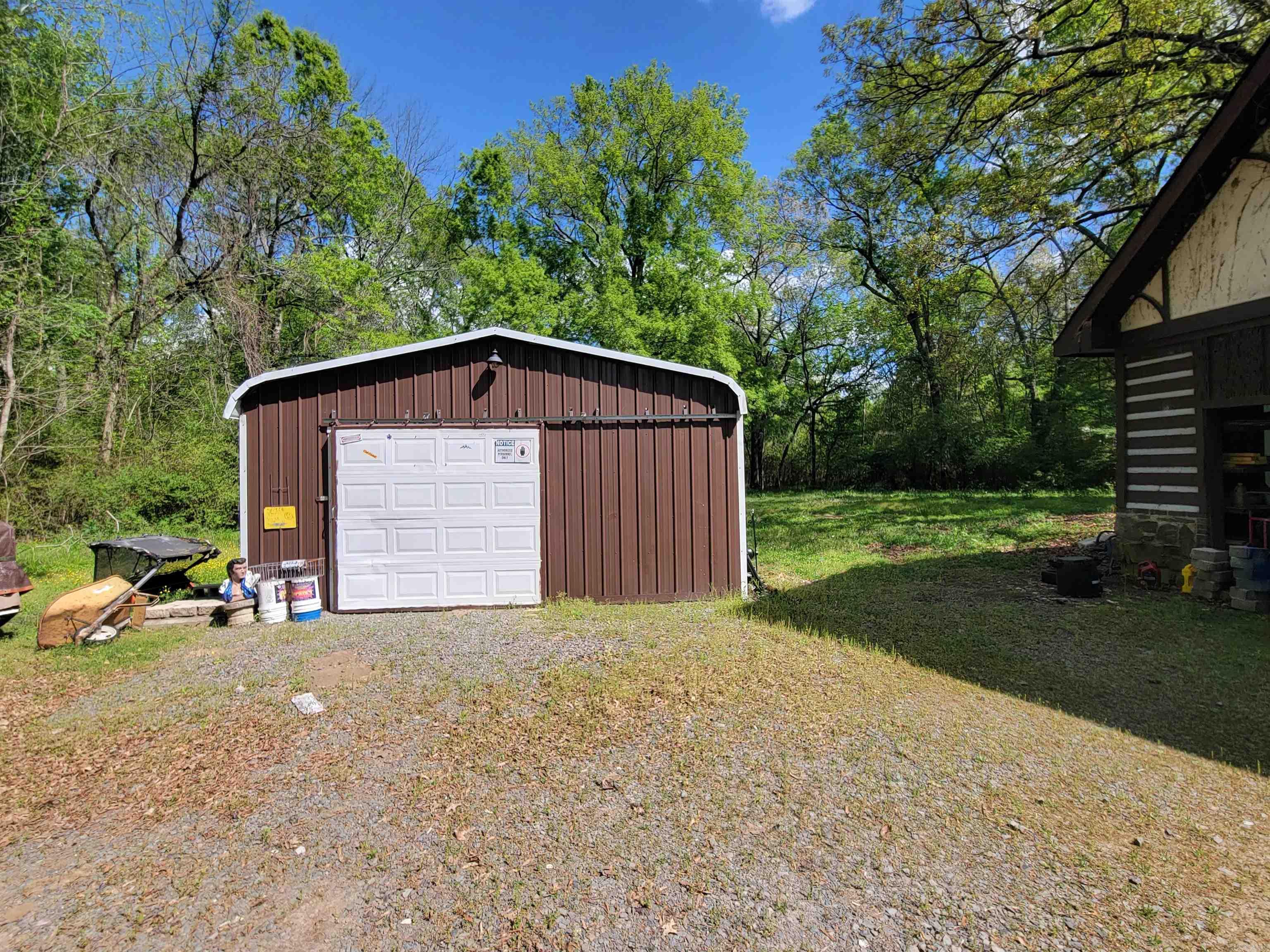 16 Western Hills Property Photo 24