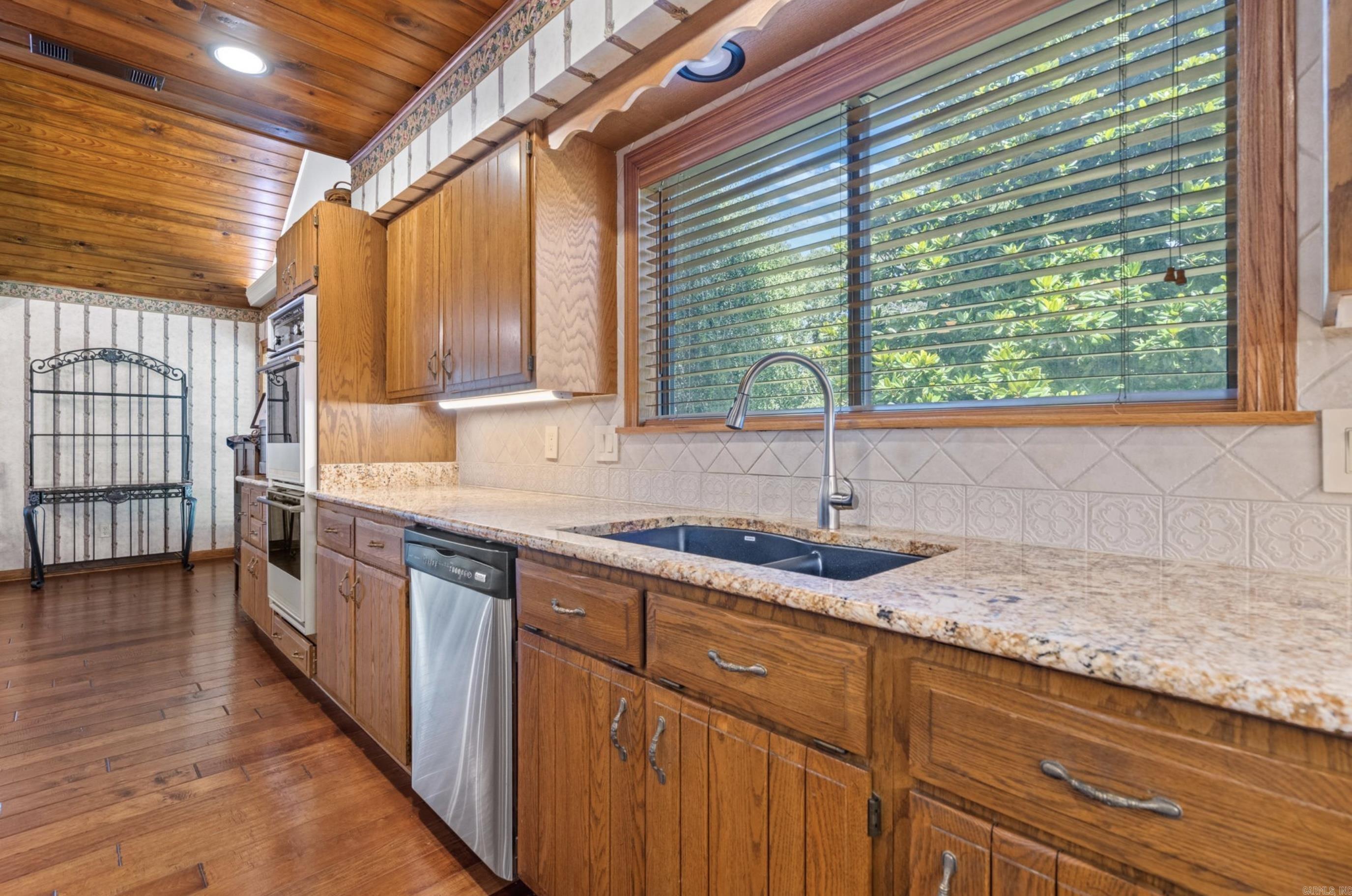 298 Frontier Trail Property Photo 19