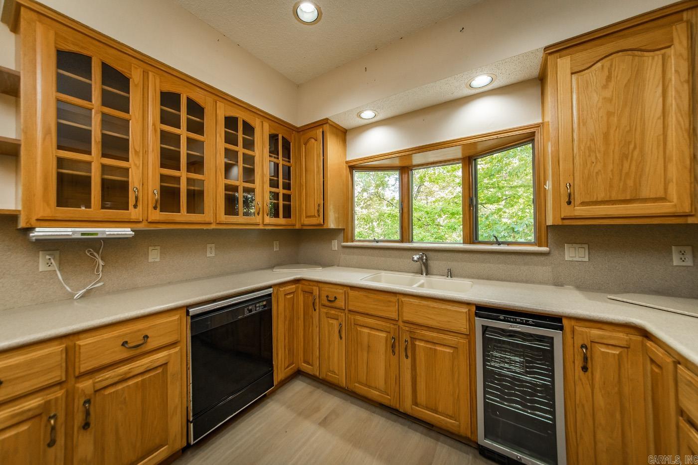 233 Snead Drive Property Photo 14