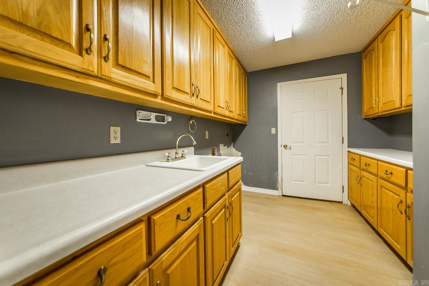 233 Snead Drive Property Photo 28