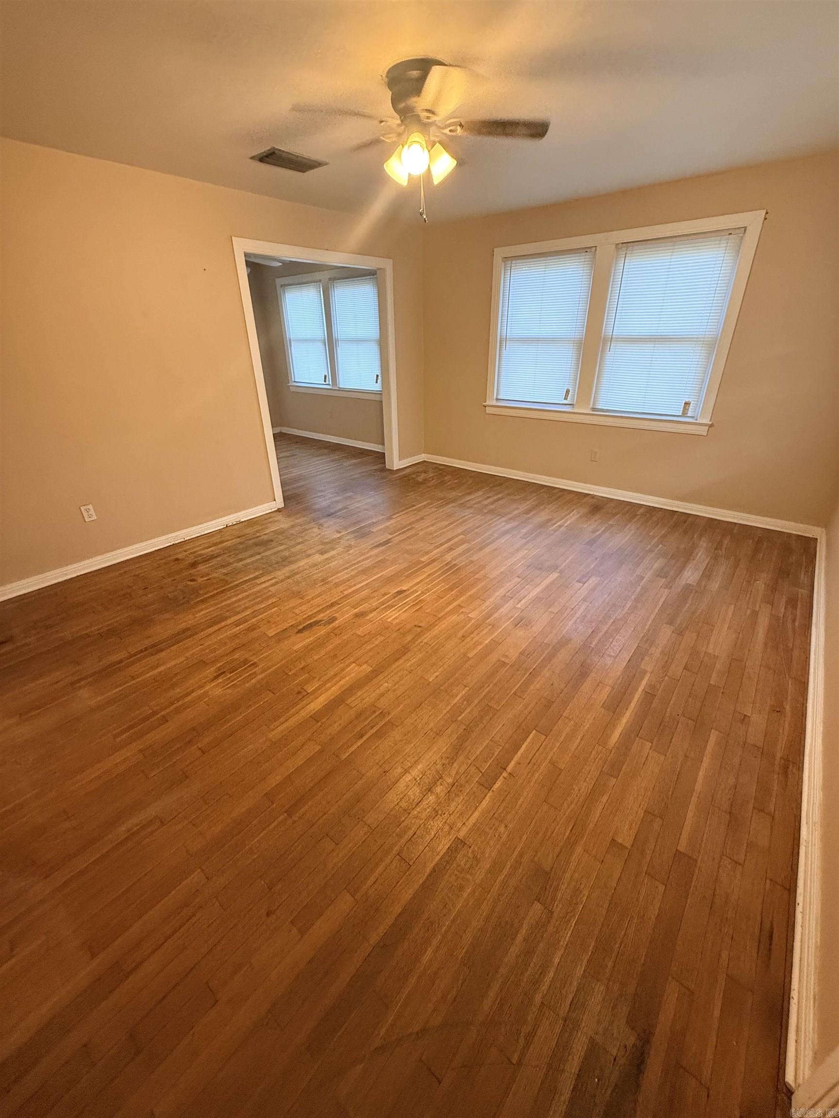 4300 W 9th Street Property Photo 6