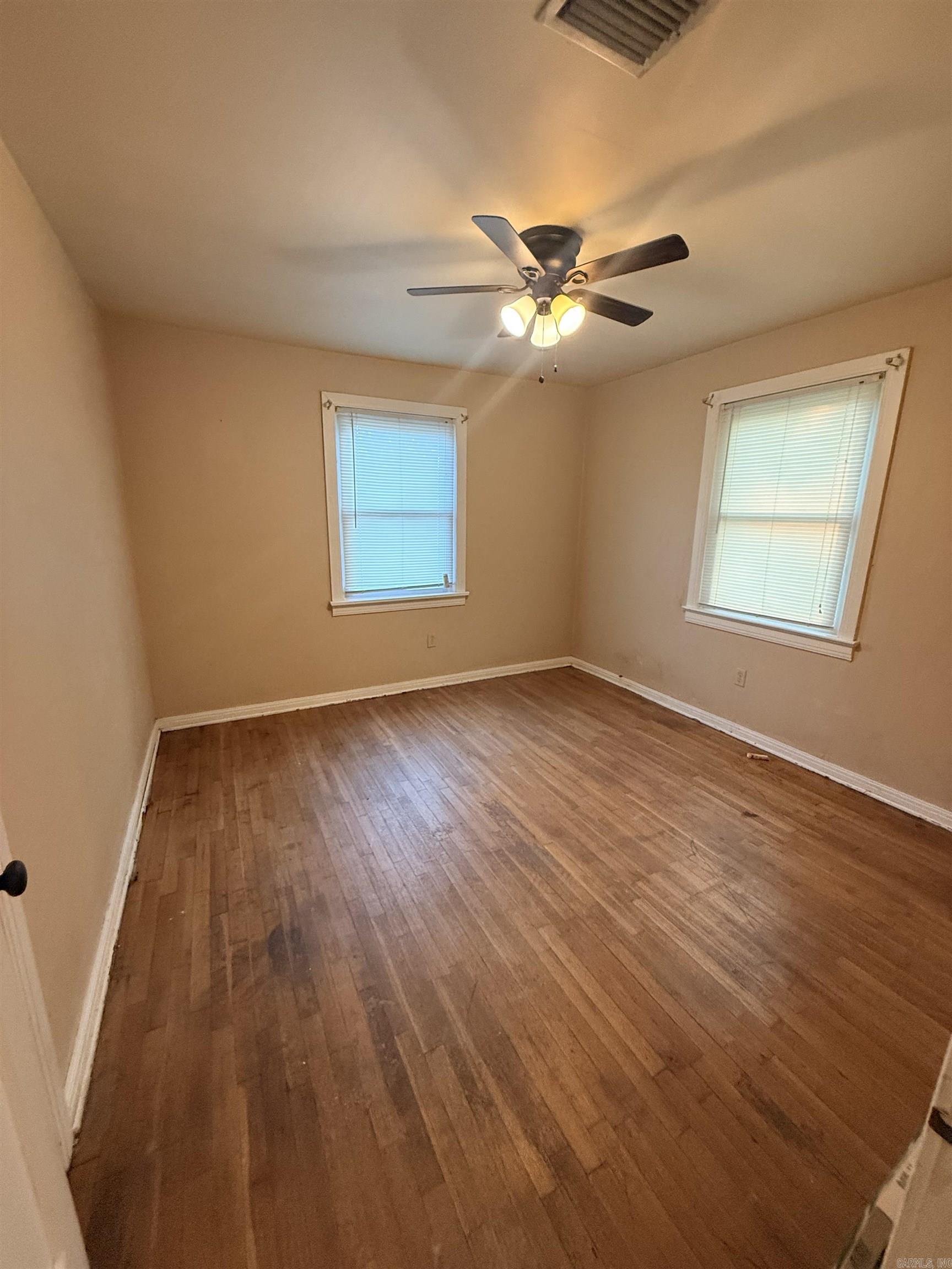 4300 W 9th Street Property Photo 9