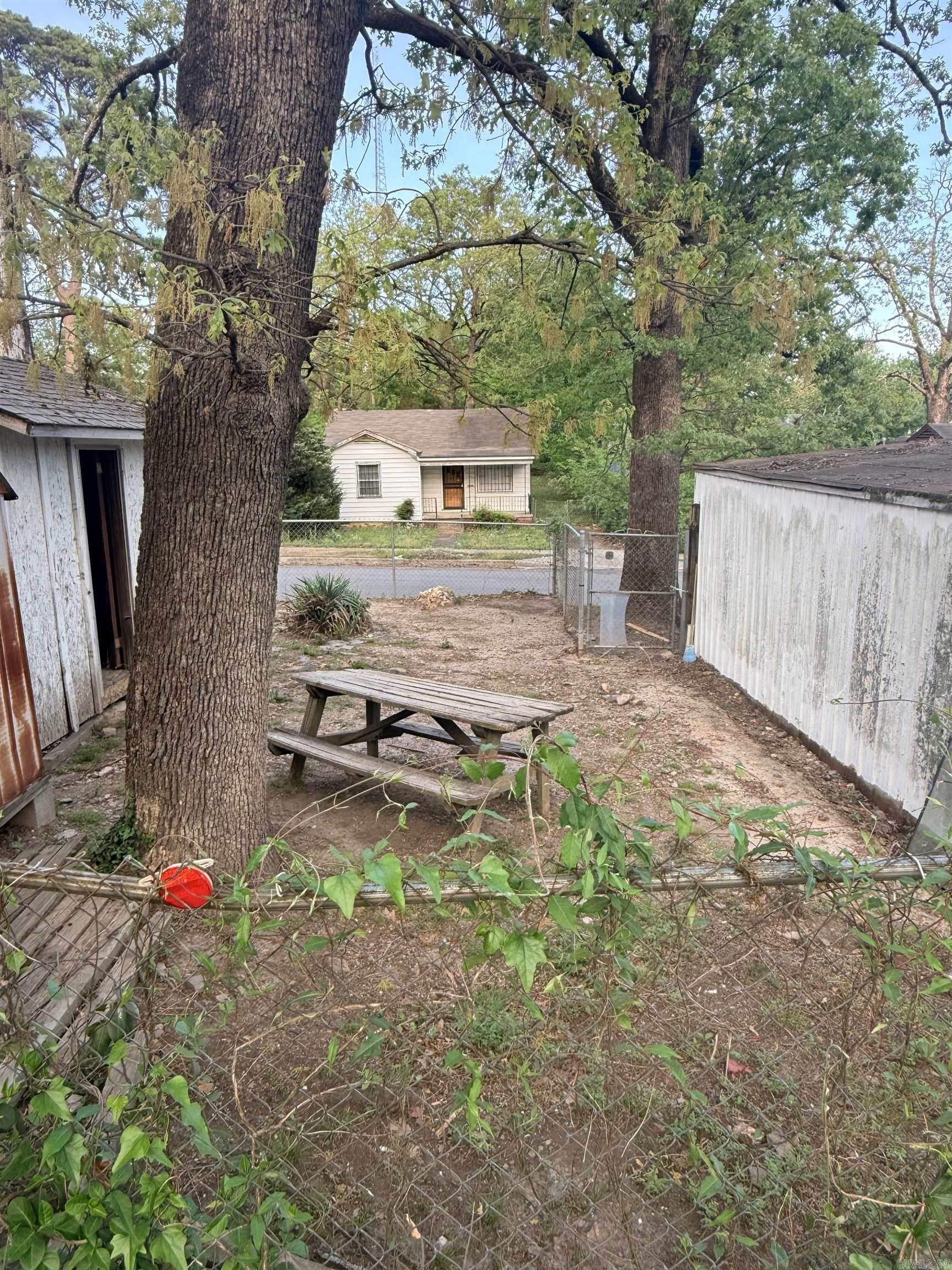 4300 W 9th Street Property Photo 16