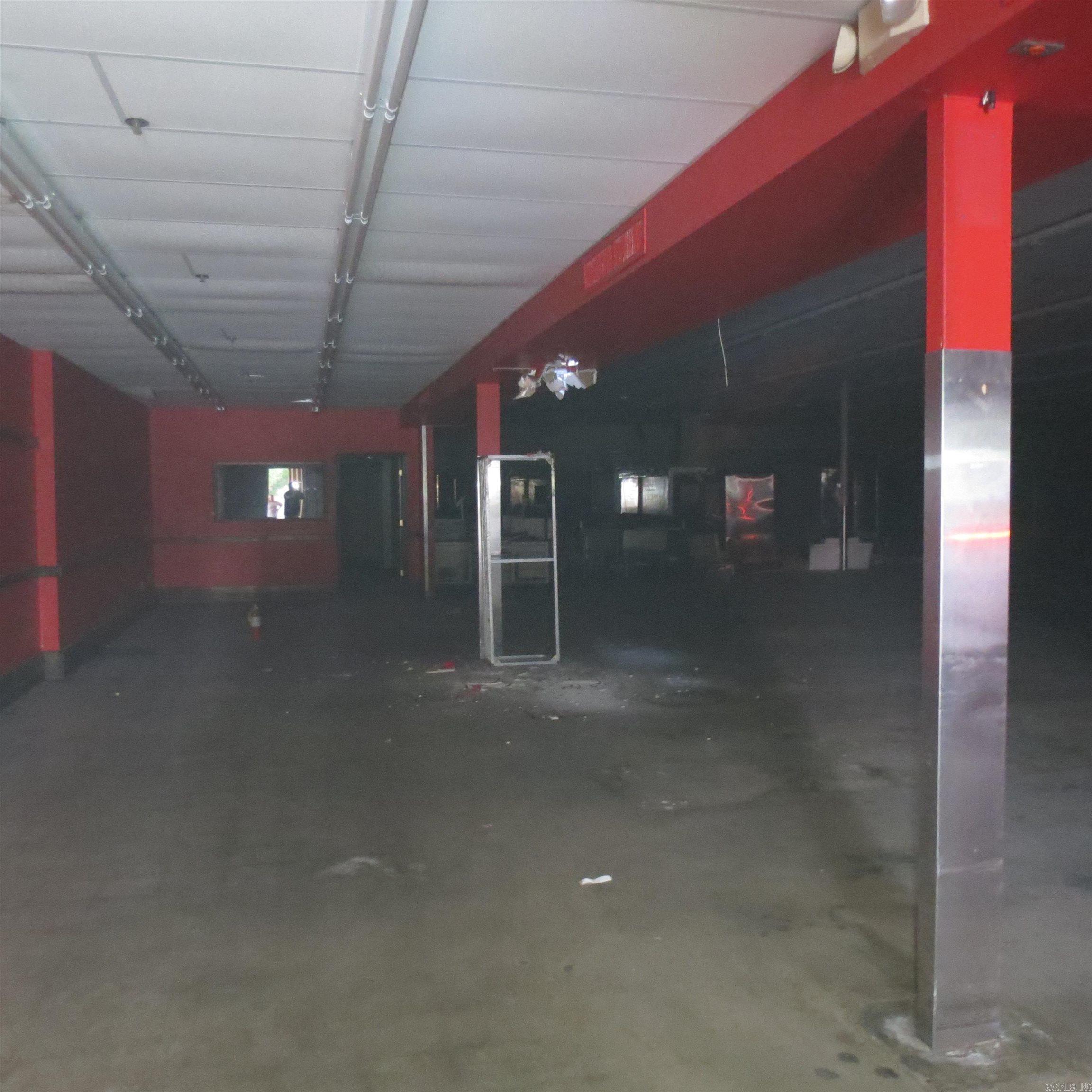 600 S Ash Street Property Photo 11