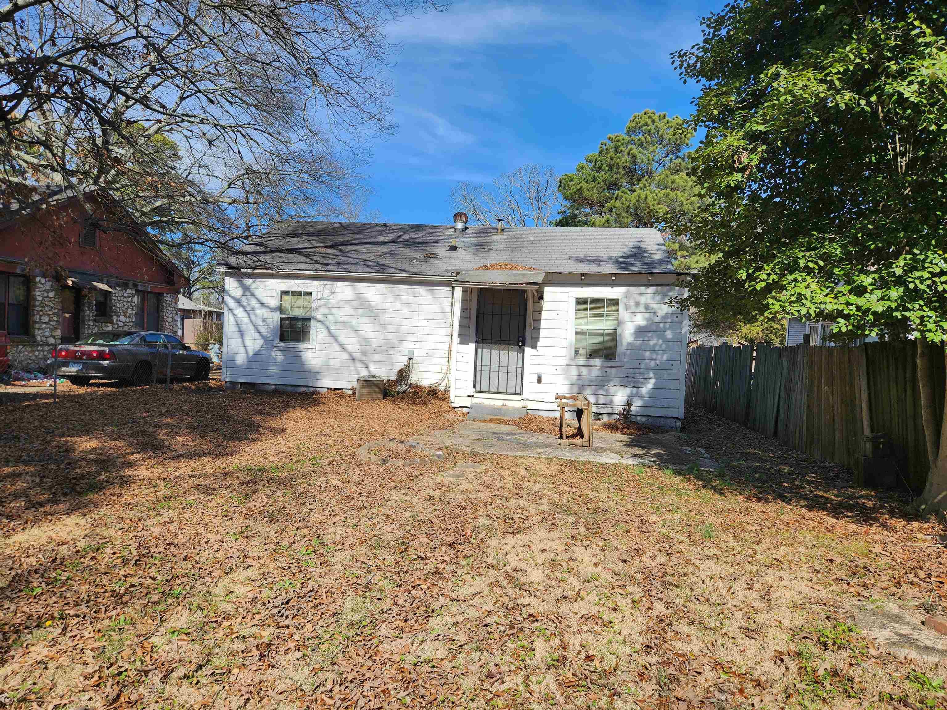 4519 W 25th Property Photo 1