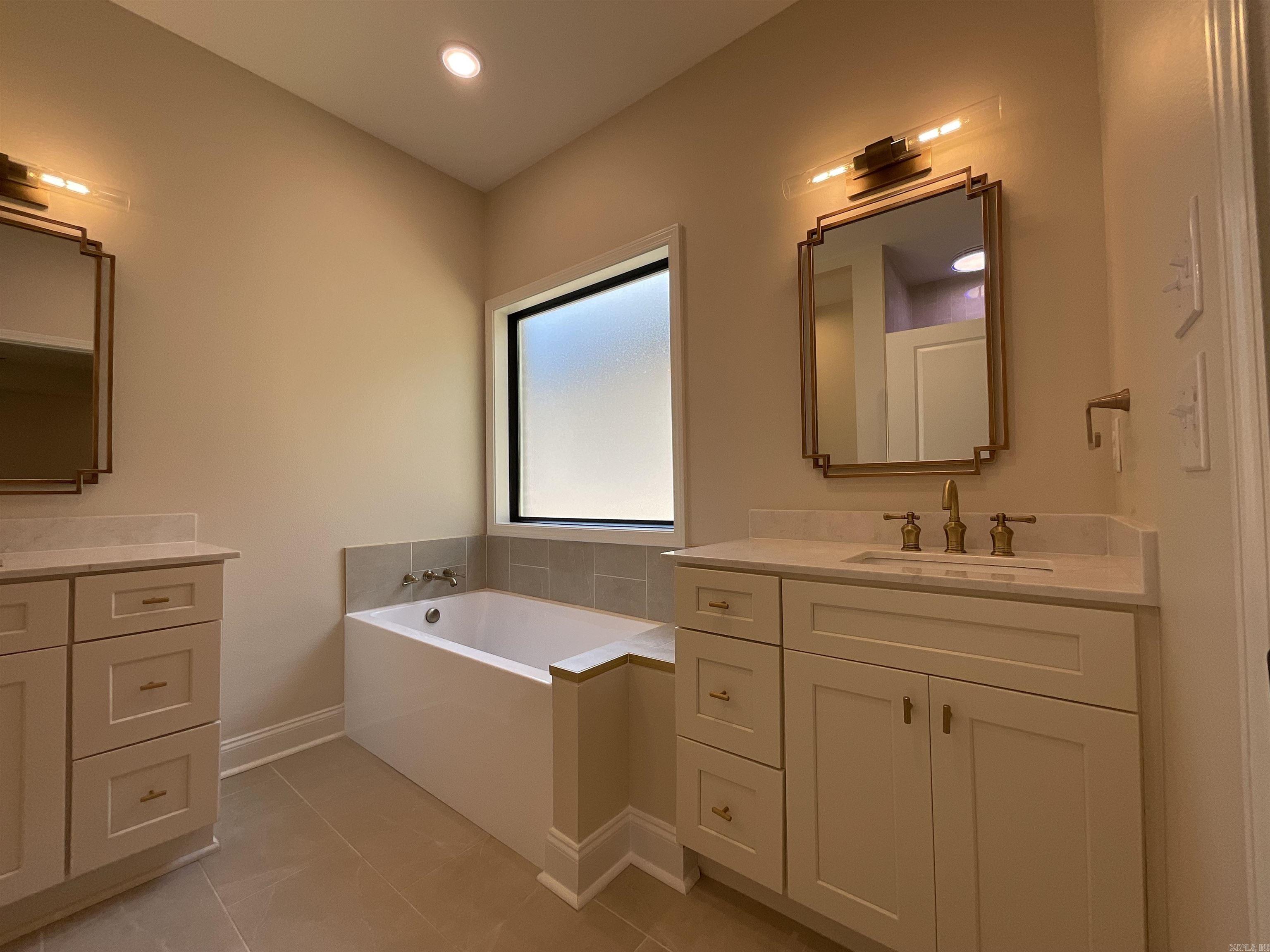 929 N Jeff Davis Avenue Property Photo 17