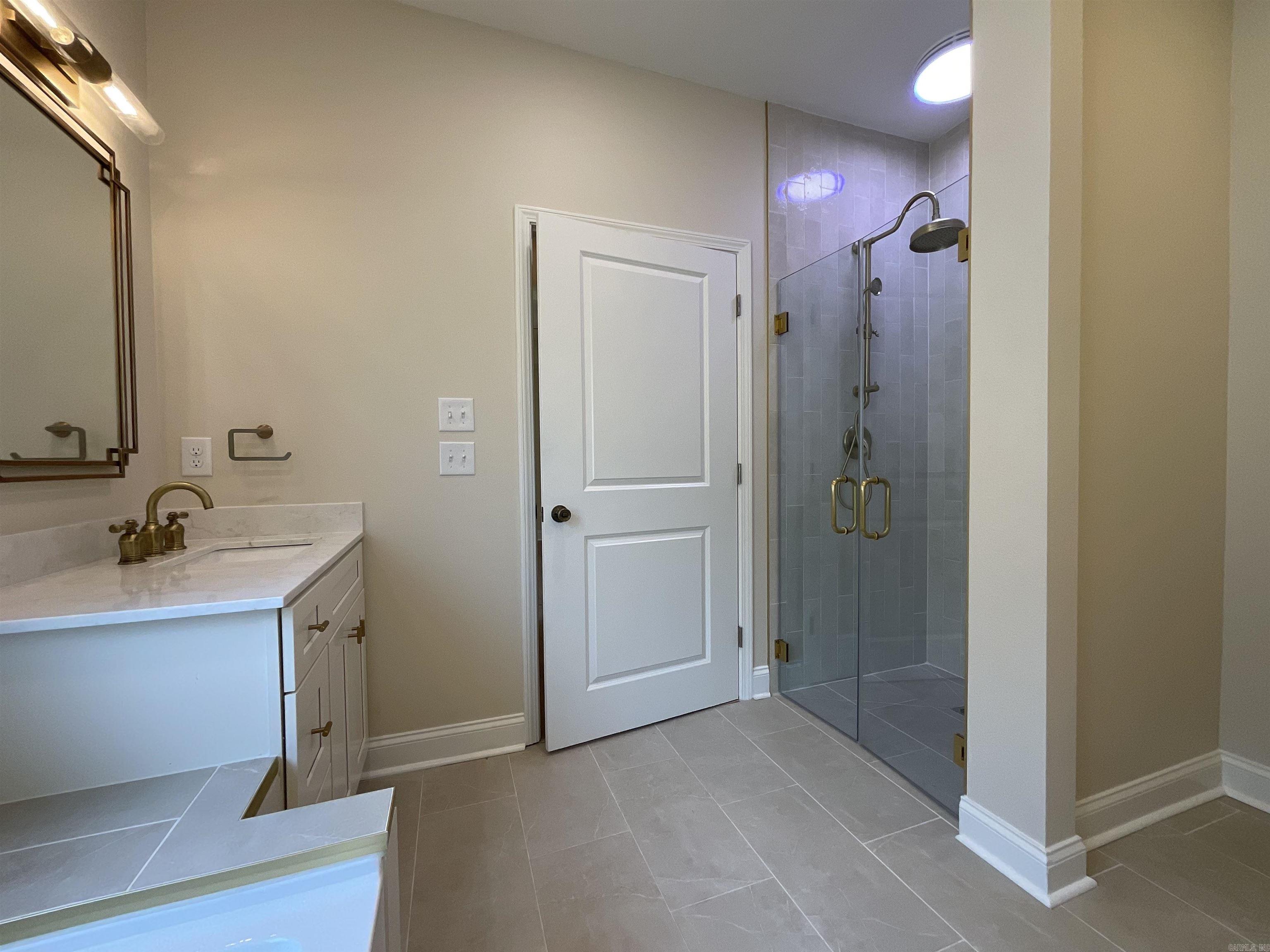 929 N Jeff Davis Avenue Property Photo 19