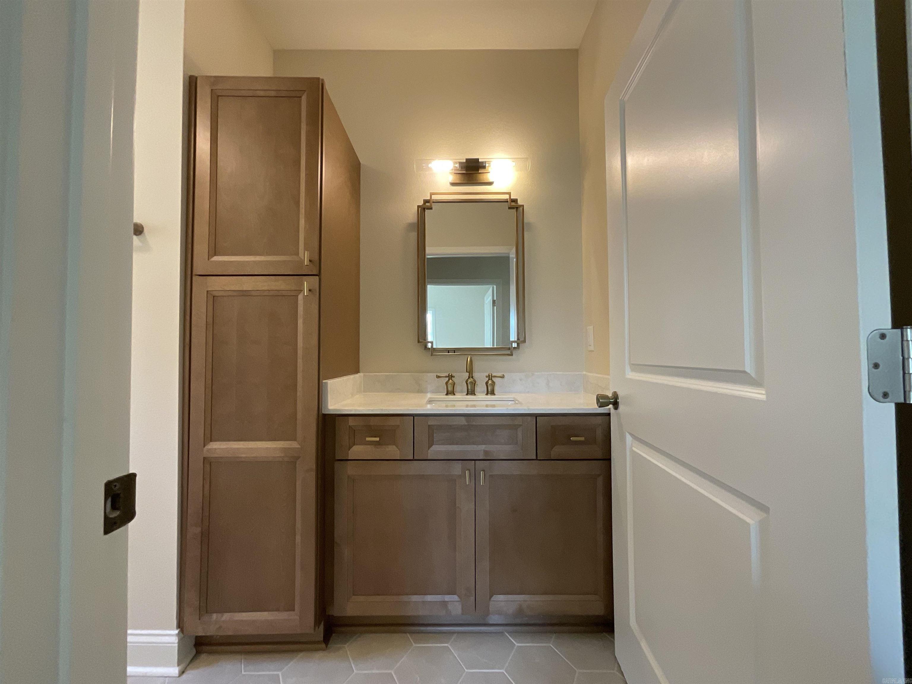 929 N Jeff Davis Avenue Property Photo 23