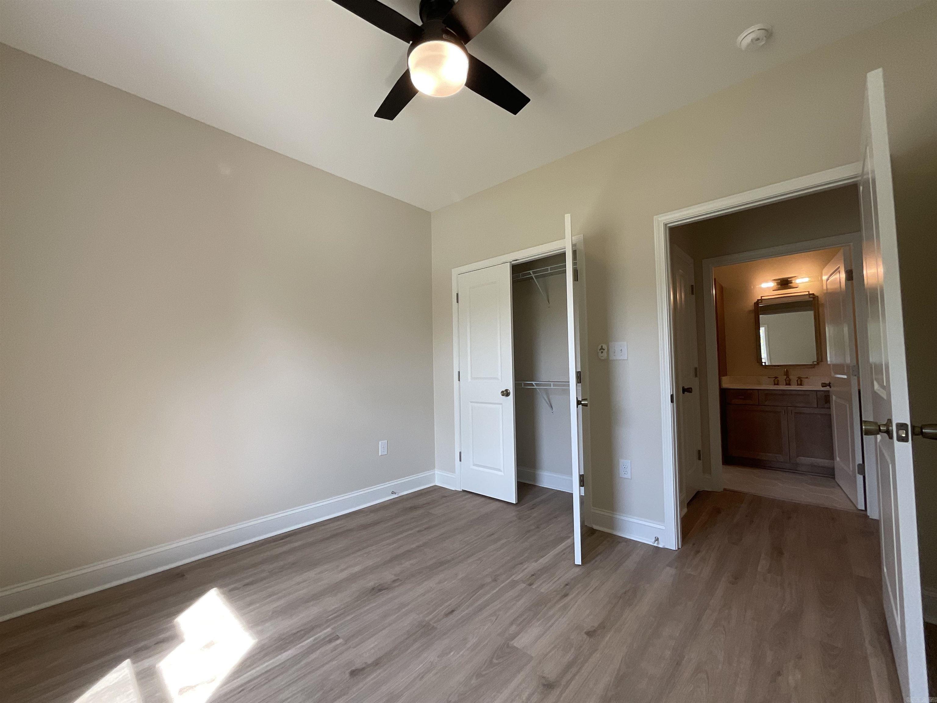 929 N Jeff Davis Avenue Property Photo 27