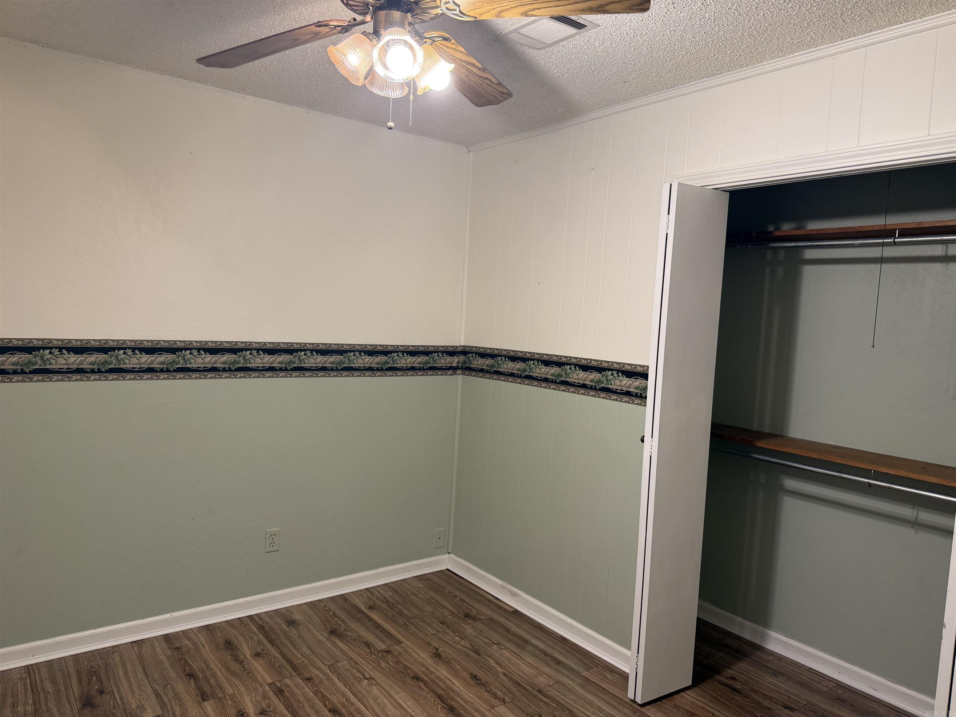 4 Stratford Property Photo 17