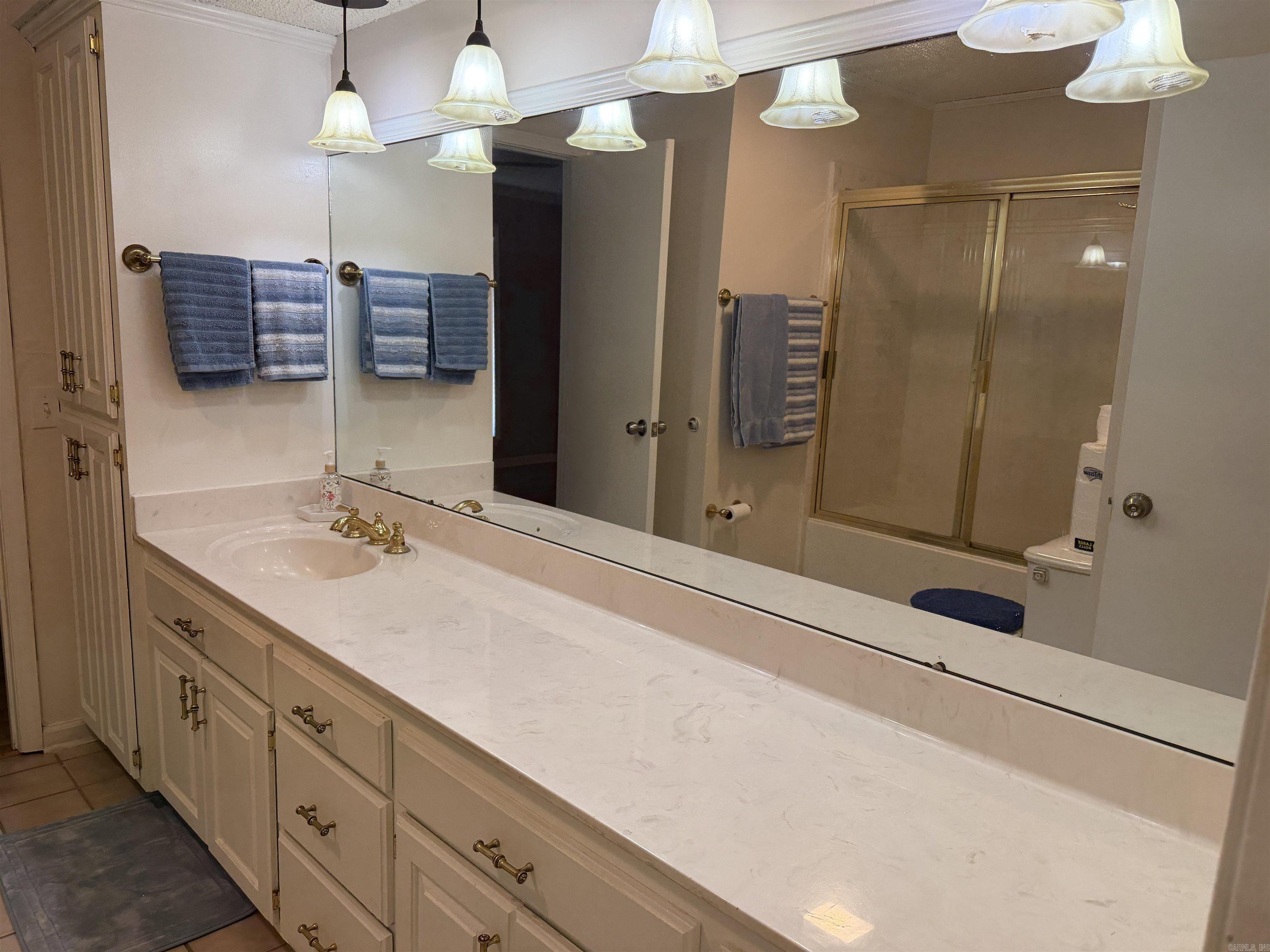 4 Stratford Property Photo 20