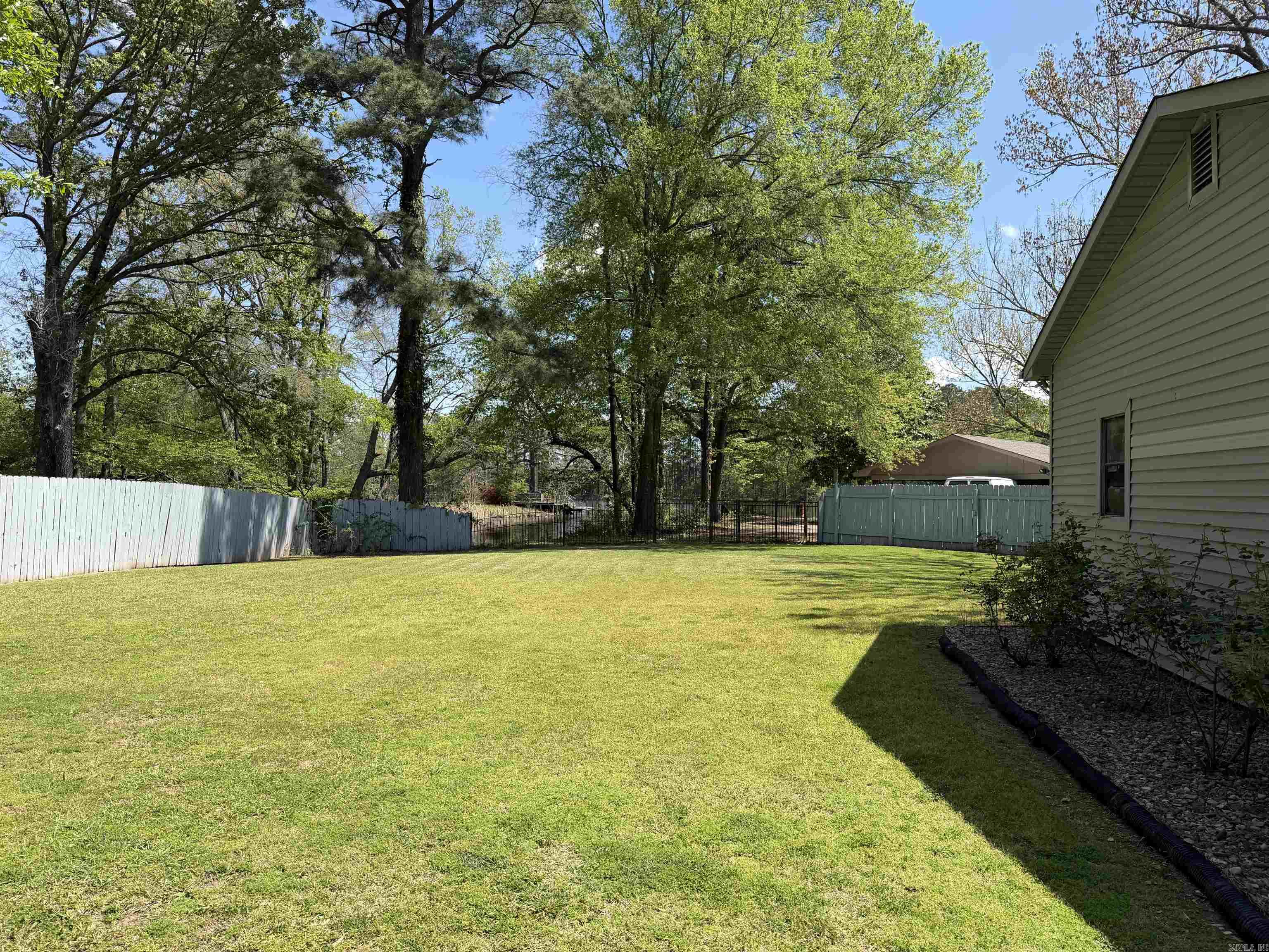4 Stratford Property Photo 27