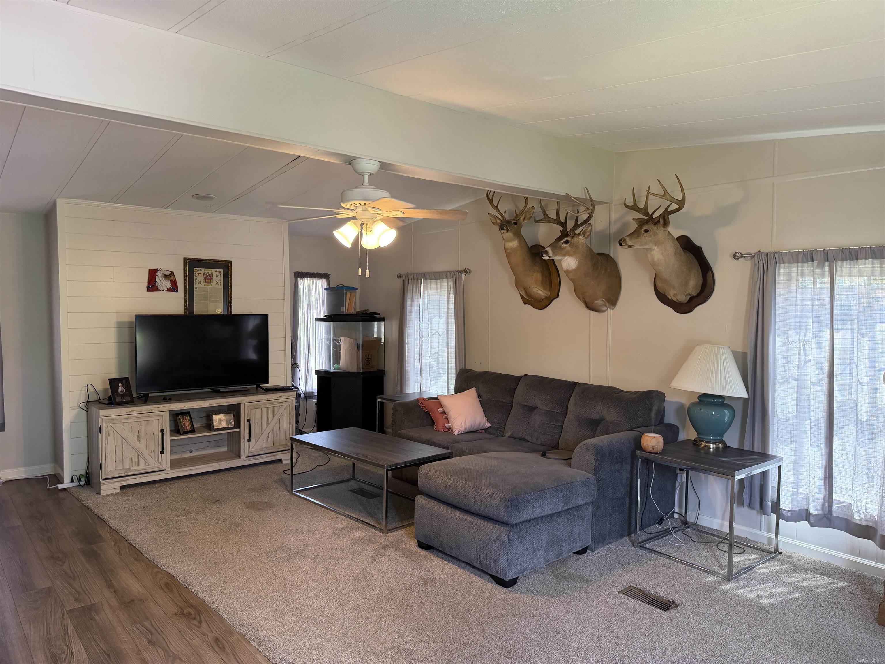 1101 Nancy Property Photo 2