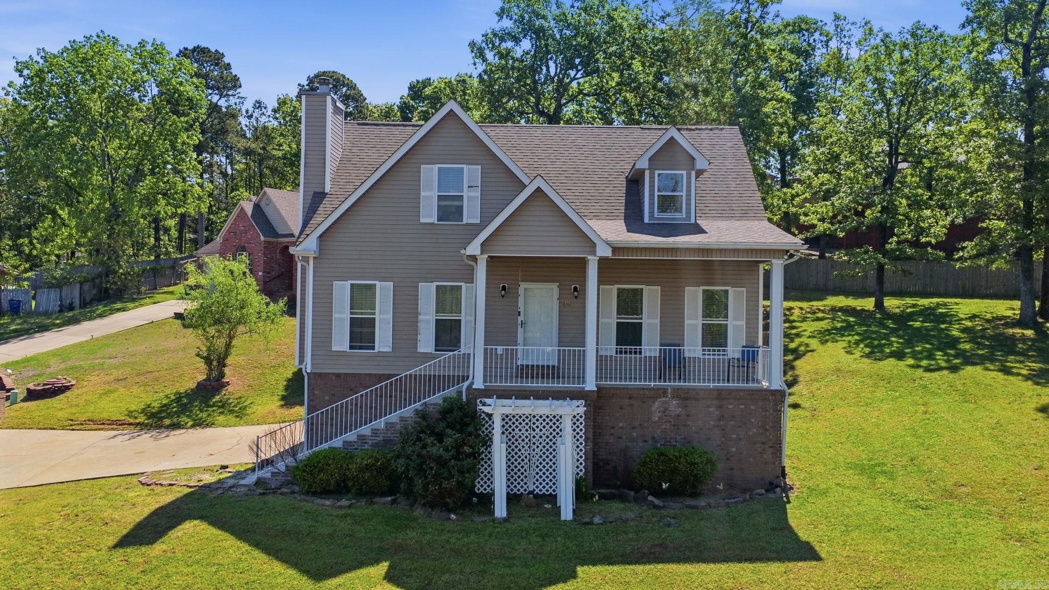 98 Emerald Dr
