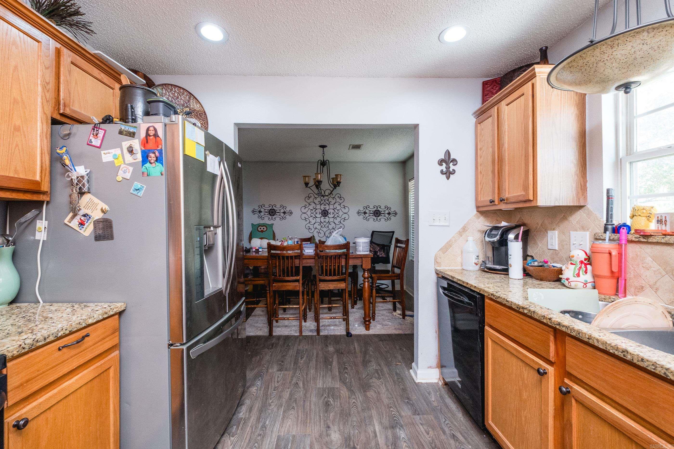 13203 Old River Dr Property Photo 10