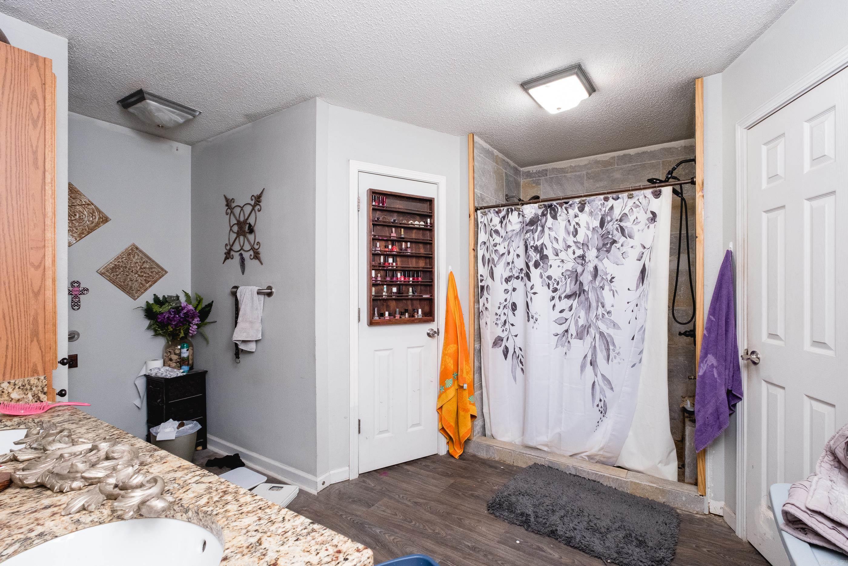 13203 Old River Dr Property Photo 17