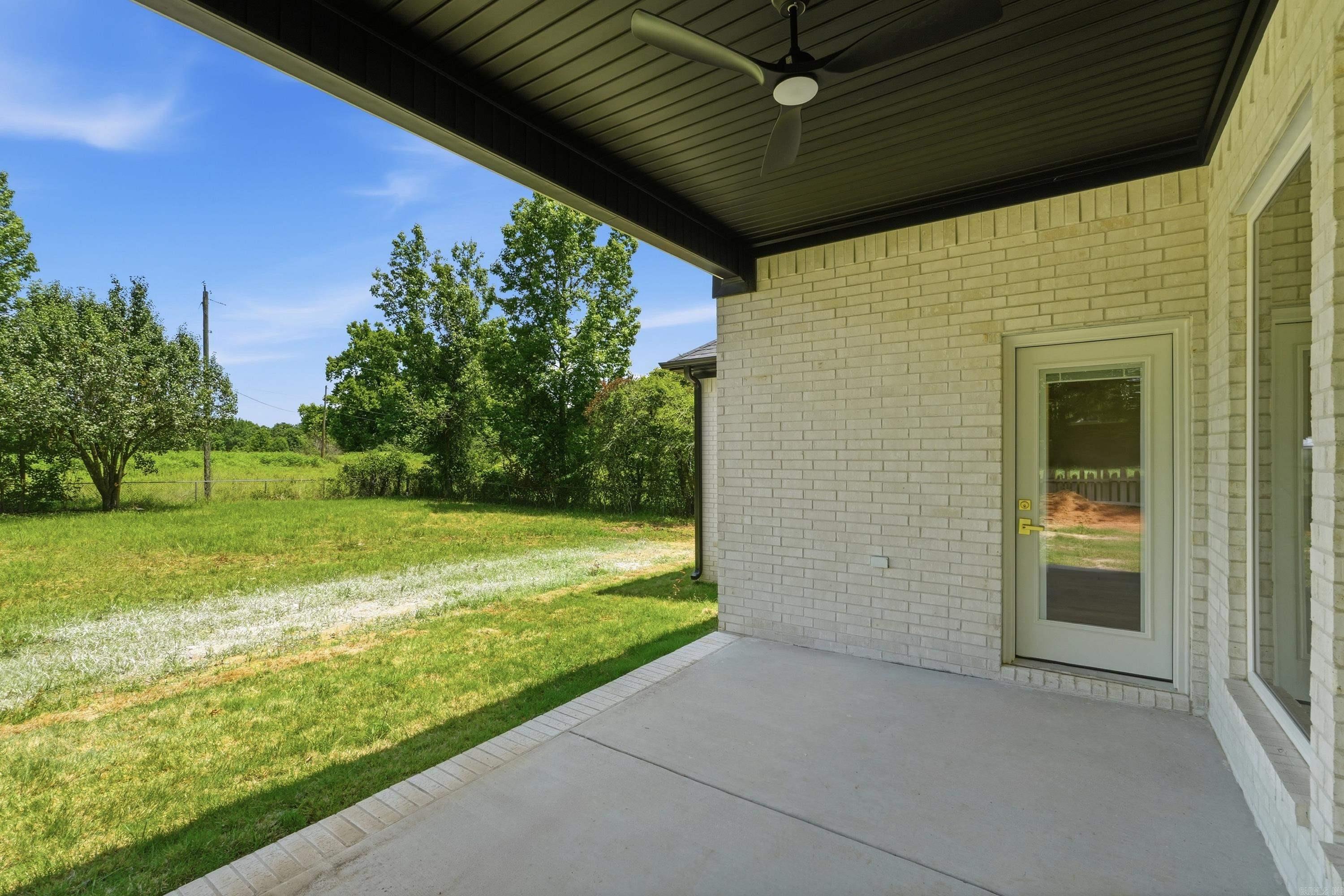 39 Church Circle Property Photo 8