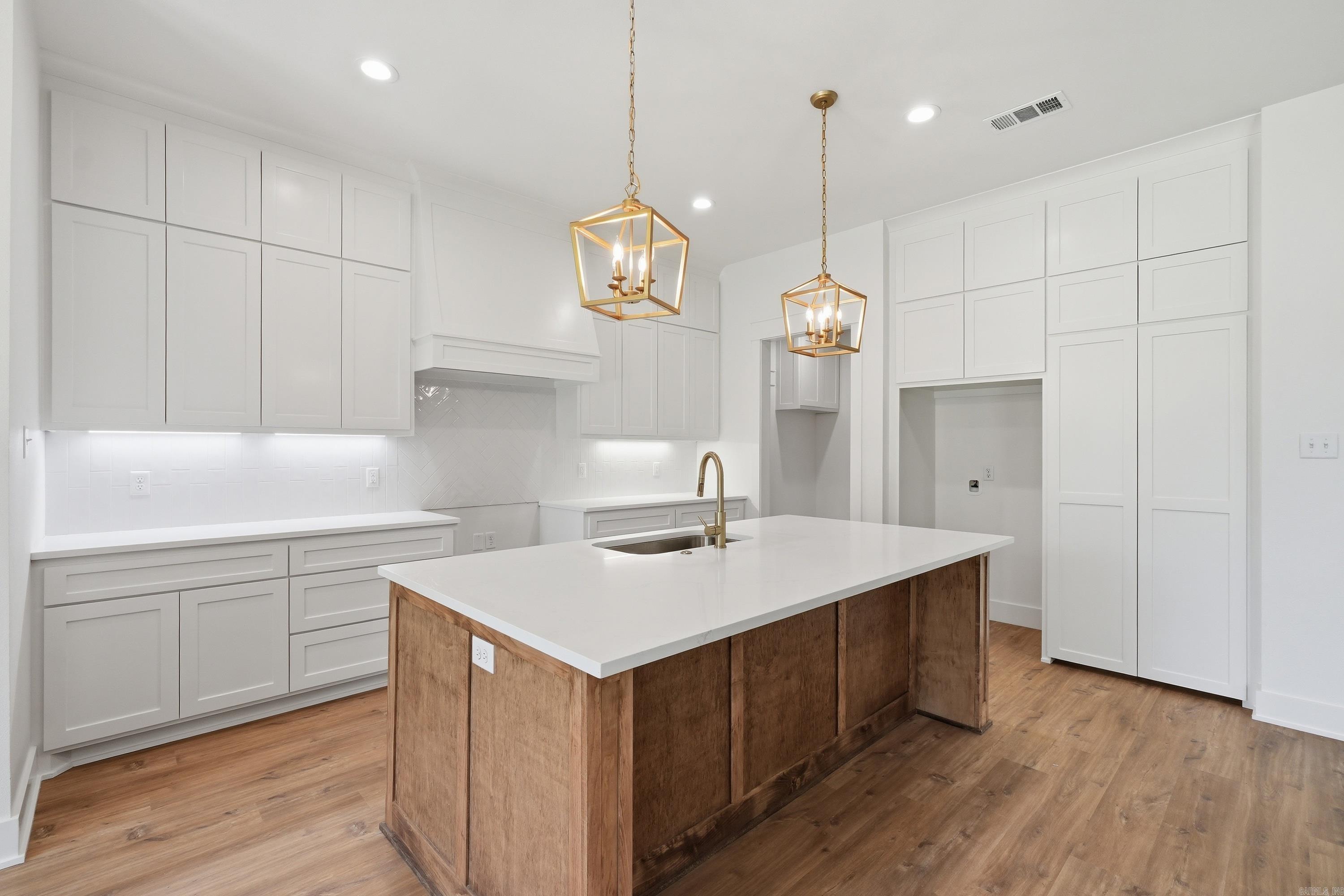 39 Church Circle Property Photo 14