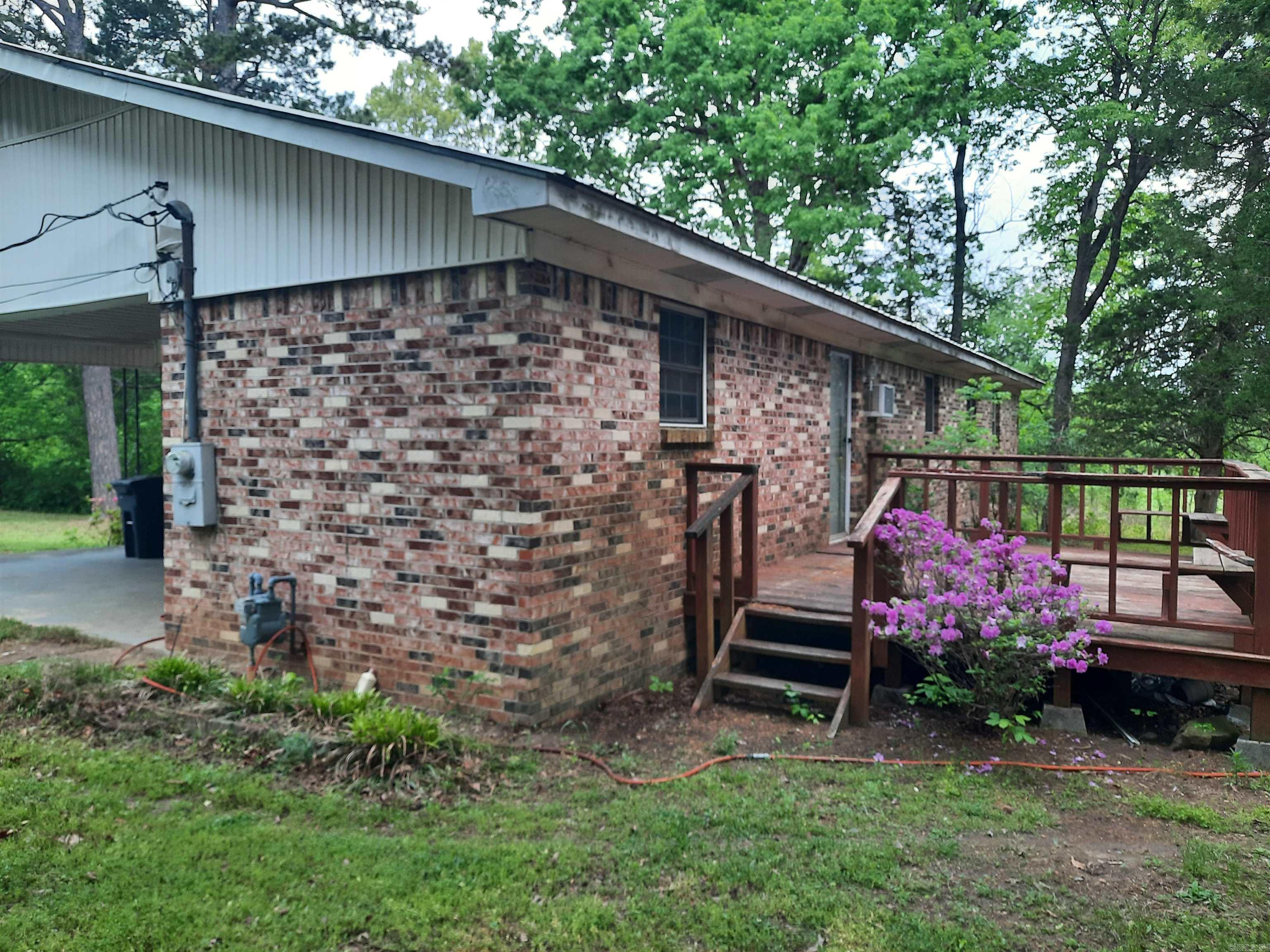 413 Redbud Avenue Property Photo 13
