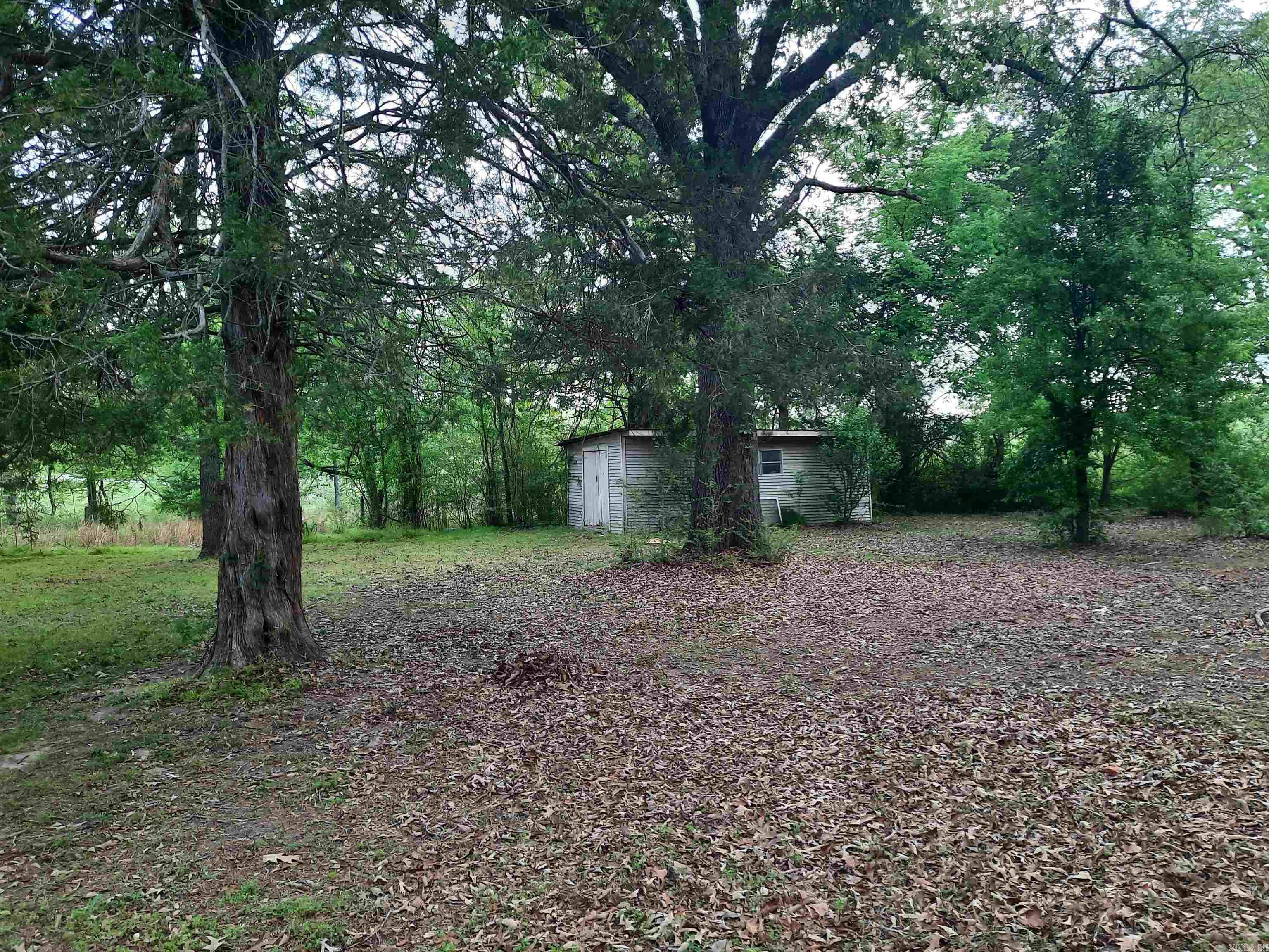 413 Redbud Avenue Property Photo 17