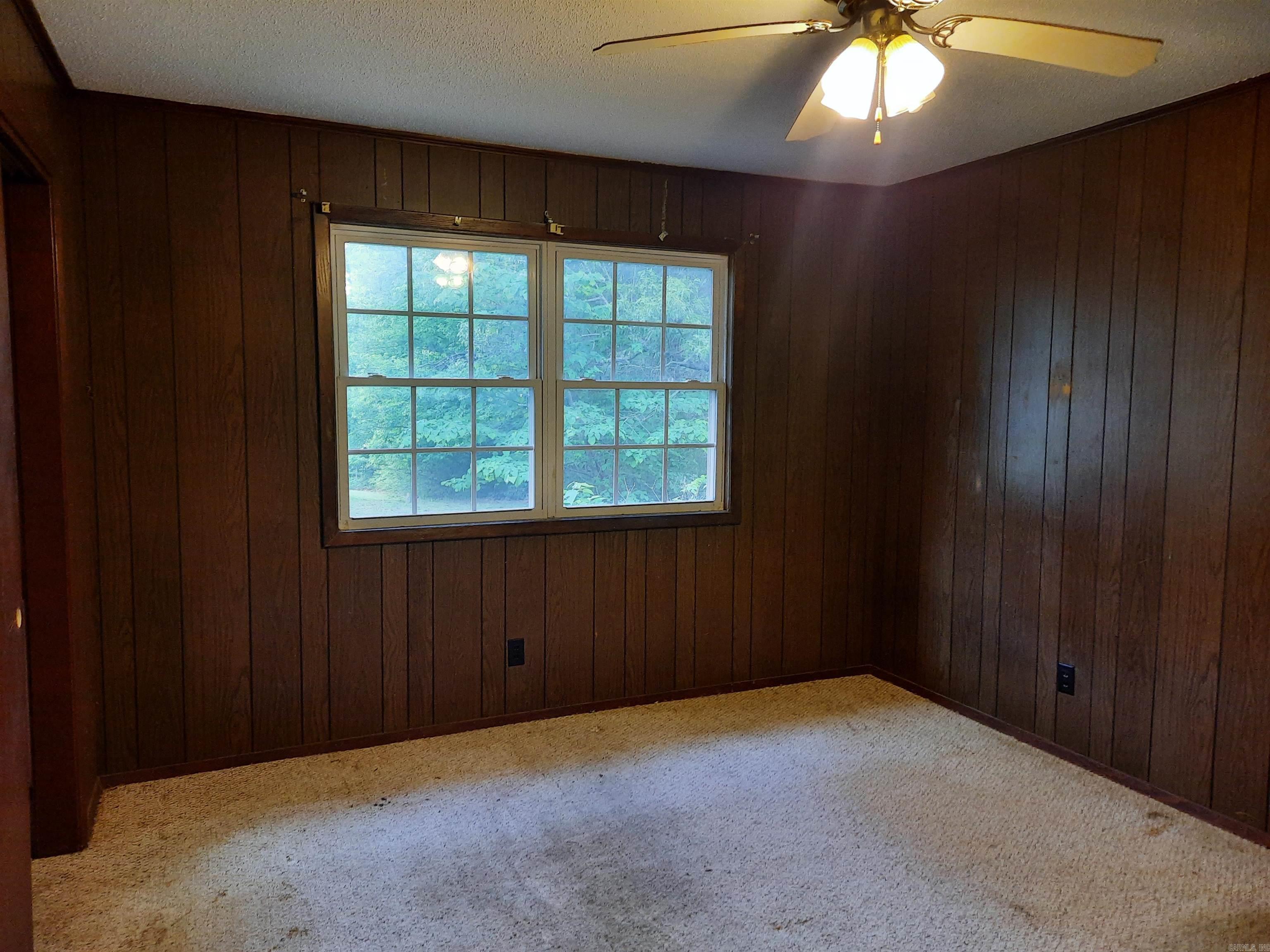 413 Redbud Avenue Property Photo 24