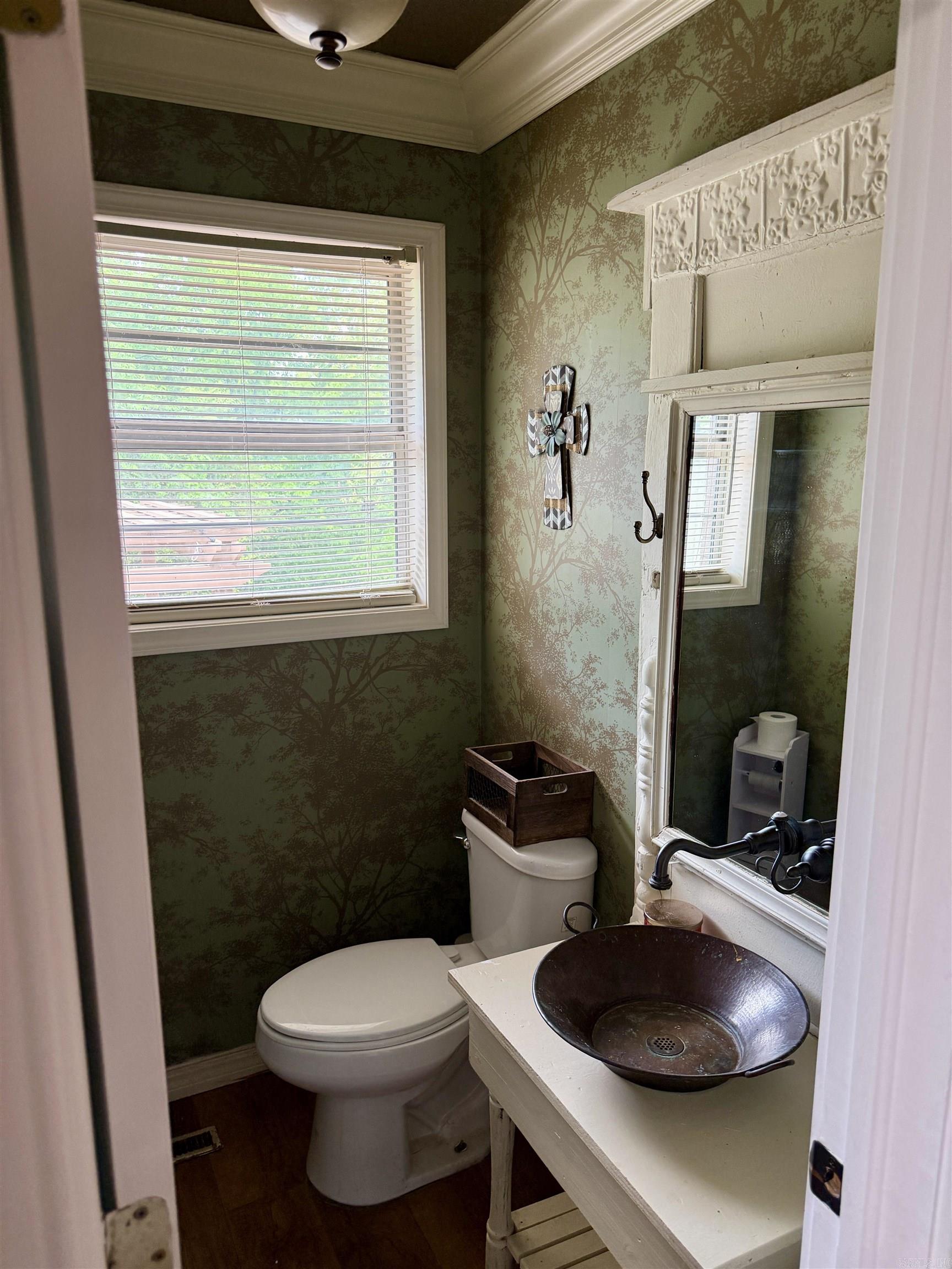 2 Briarwood Ln Property Photo 18