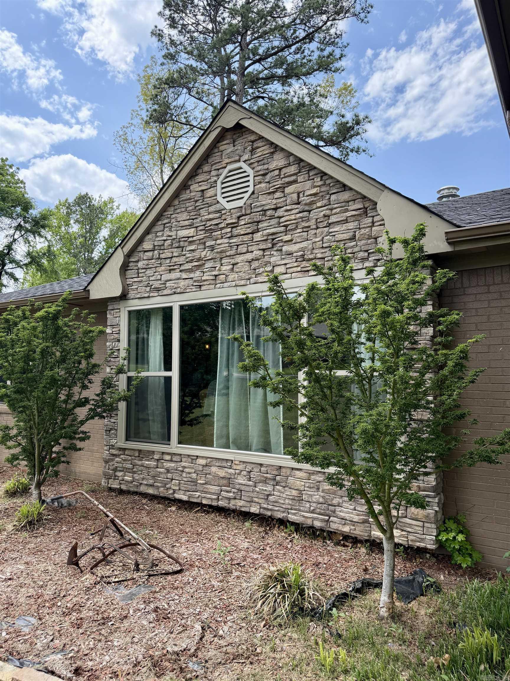 2 Briarwood Ln Property Photo 42