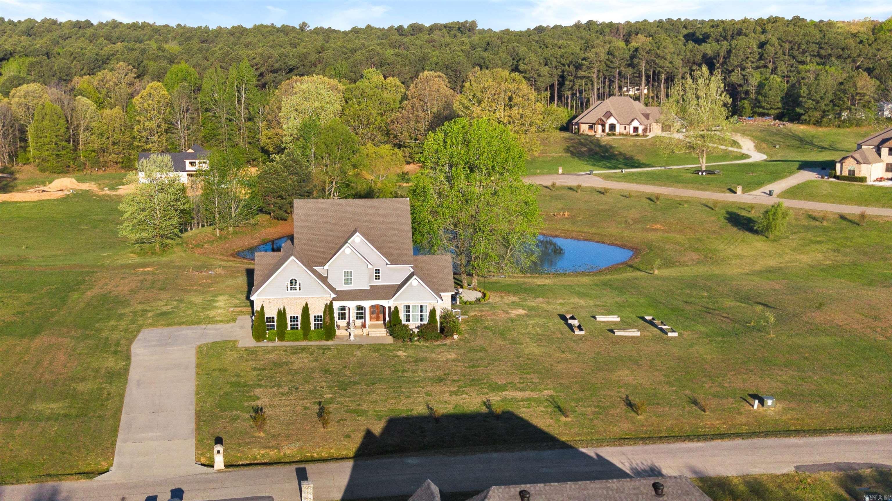 190 County Road 7802 Property Photo 3