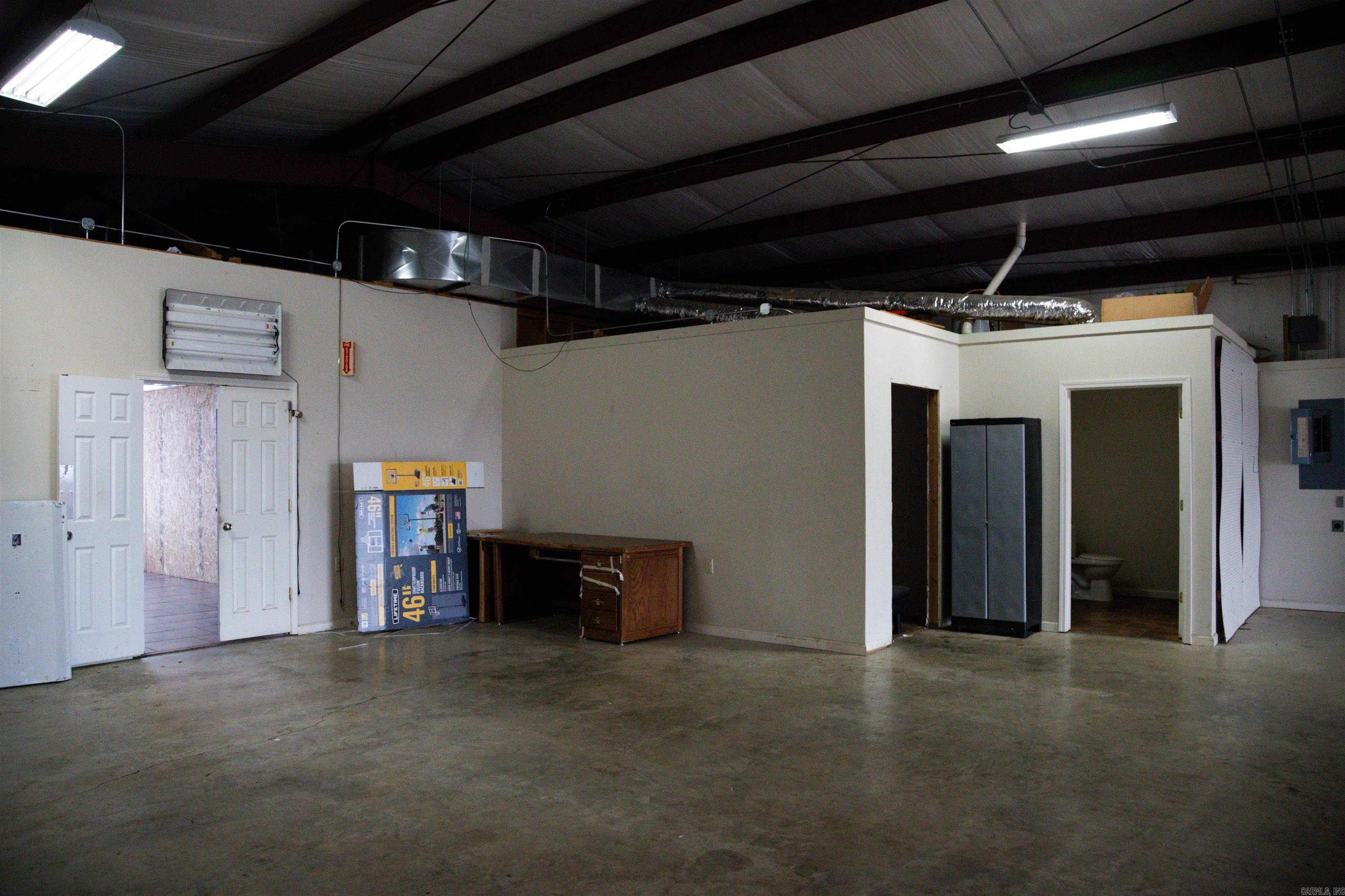 1431 Commerce Drive Property Photo 9